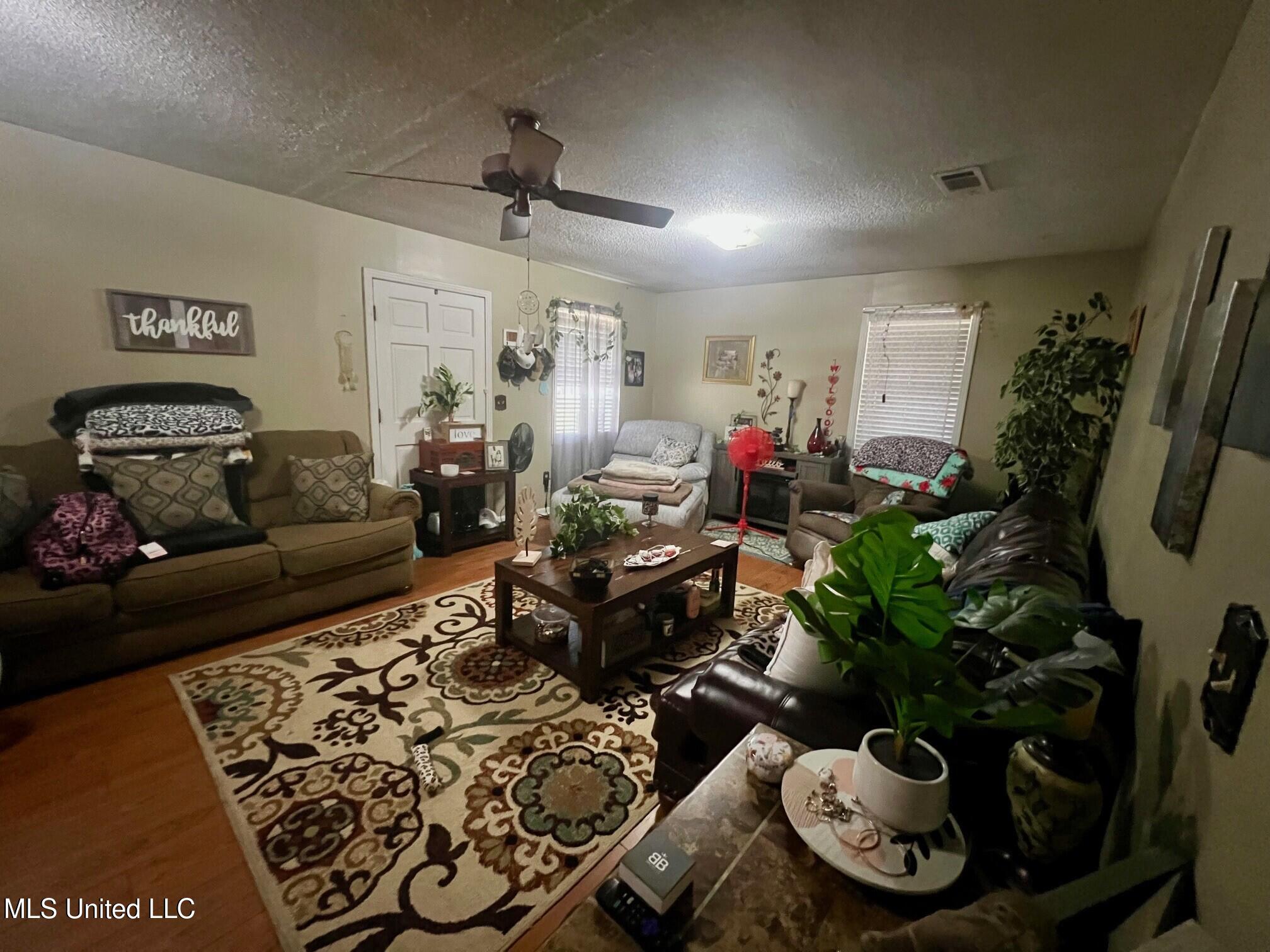 8 Pecan Drive, Cleveland, Mississippi image 3