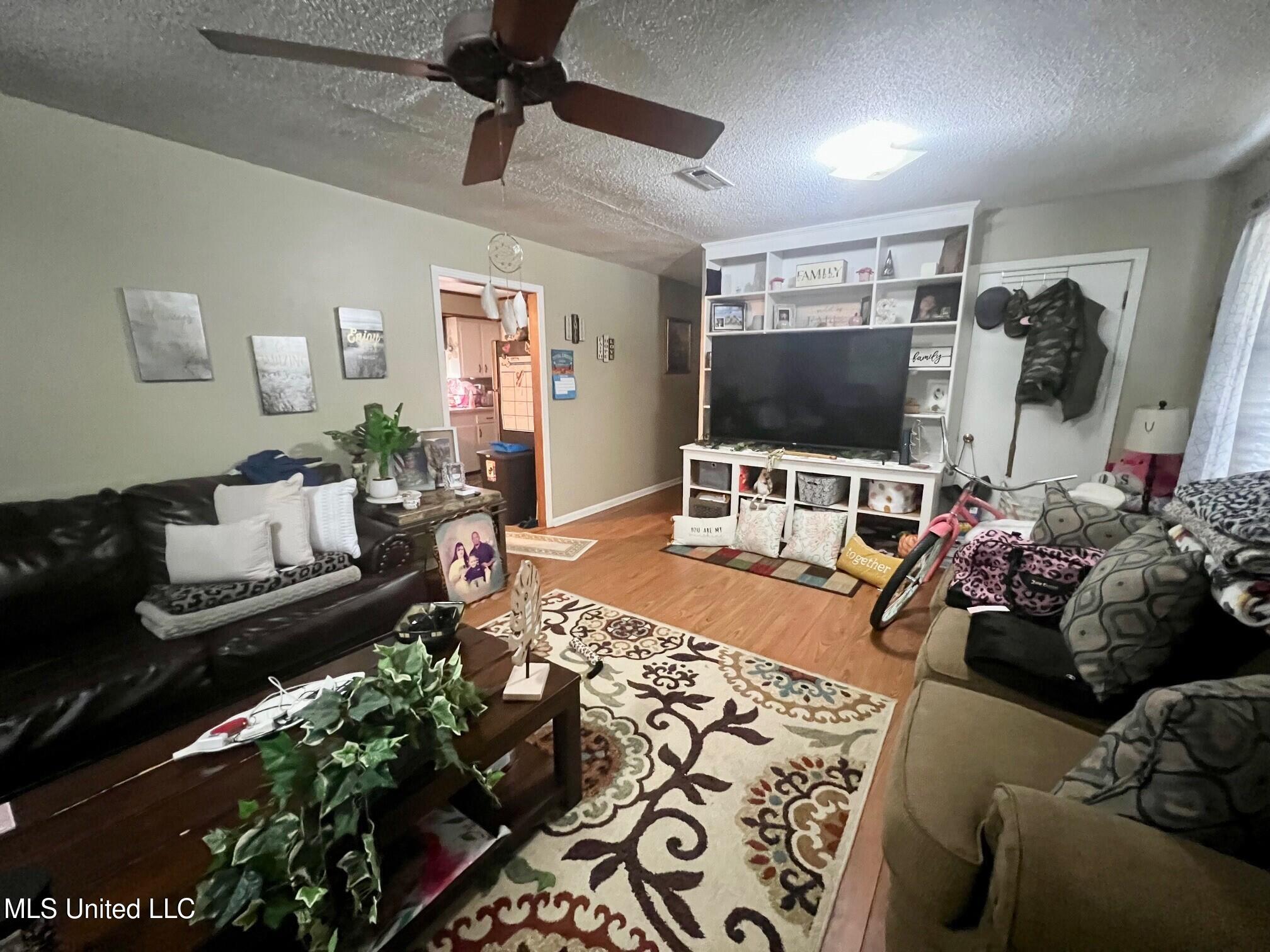 8 Pecan Drive, Cleveland, Mississippi image 2