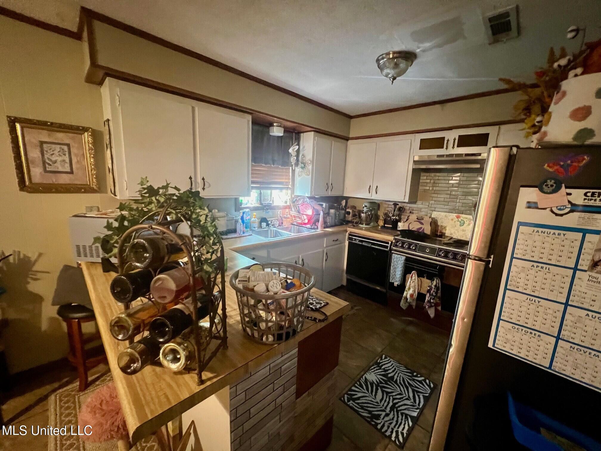 8 Pecan Drive, Cleveland, Mississippi image 4