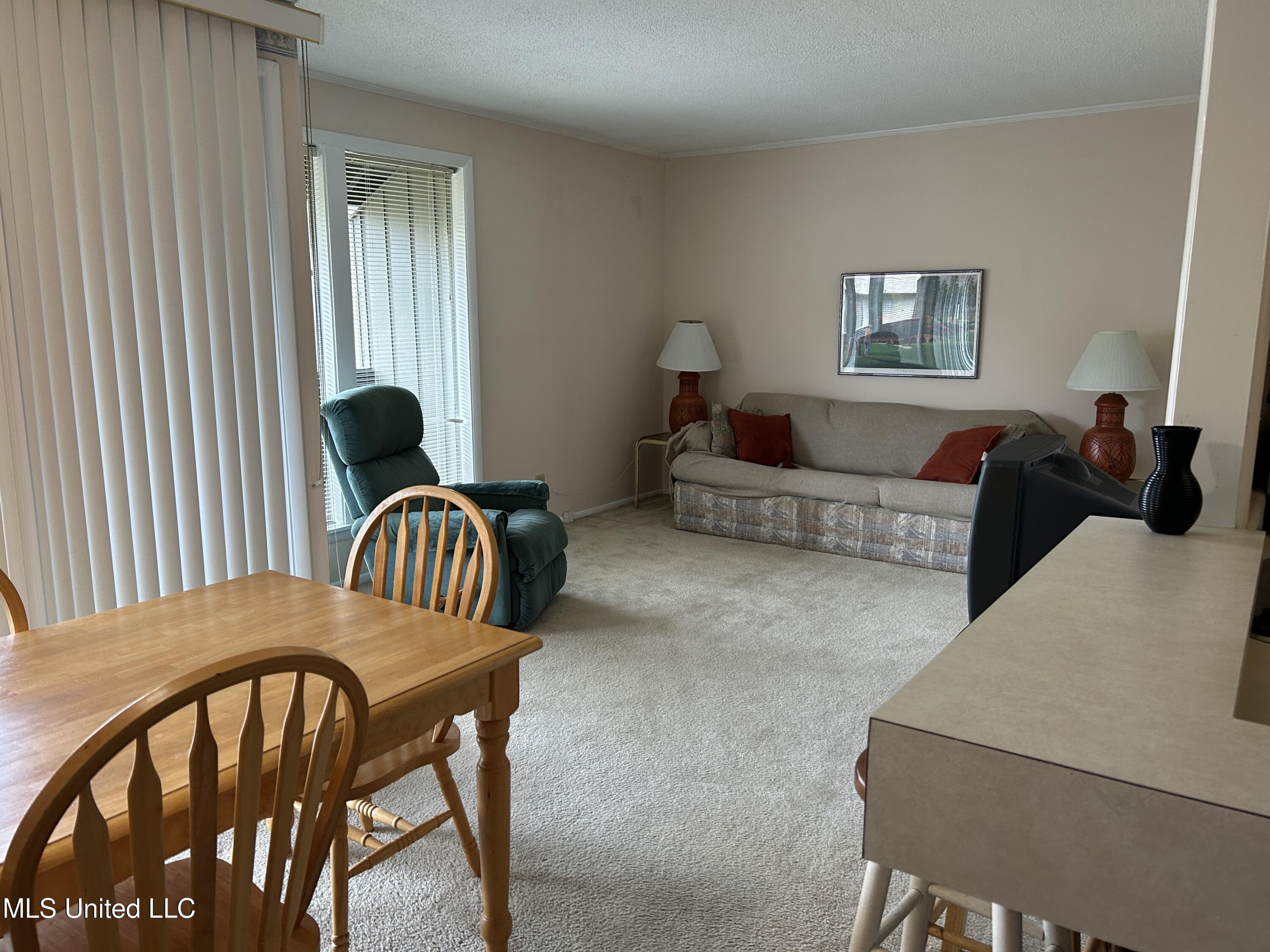 221 Lanai Village #F, Diamondhead, Mississippi image 10