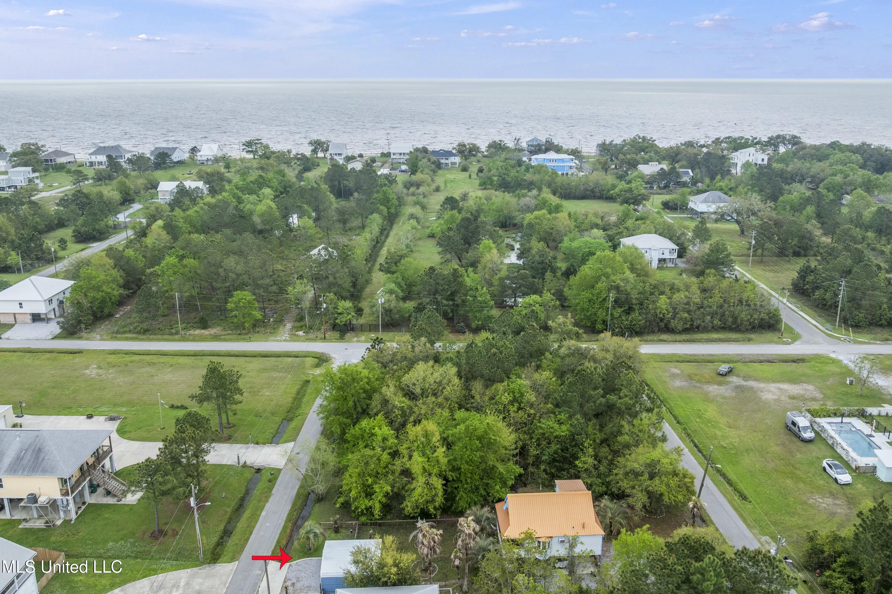 202 Surf Street, Waveland, Mississippi image 32