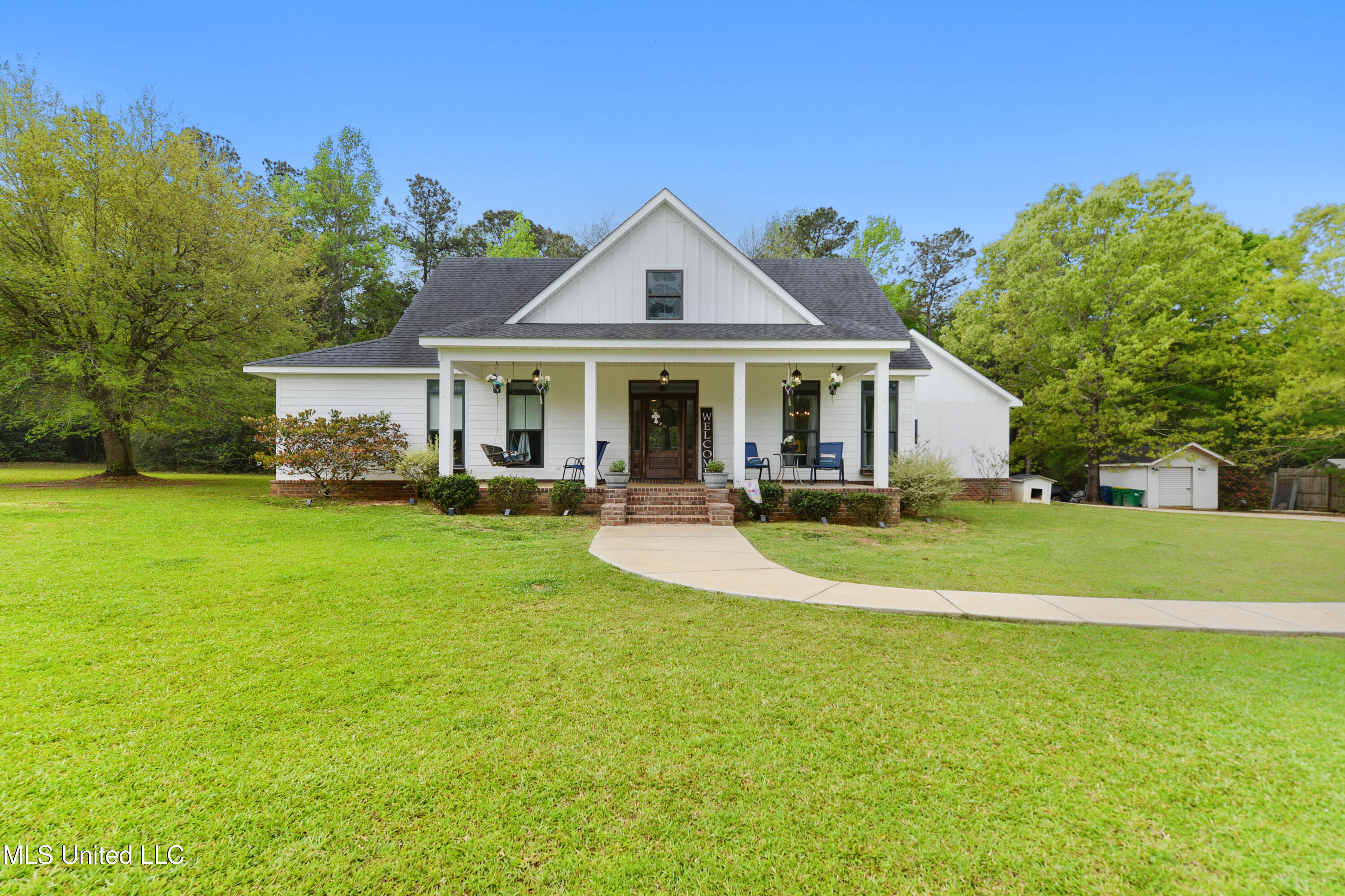 2306 Sampras Boulevard, Vancleave, Mississippi image 2