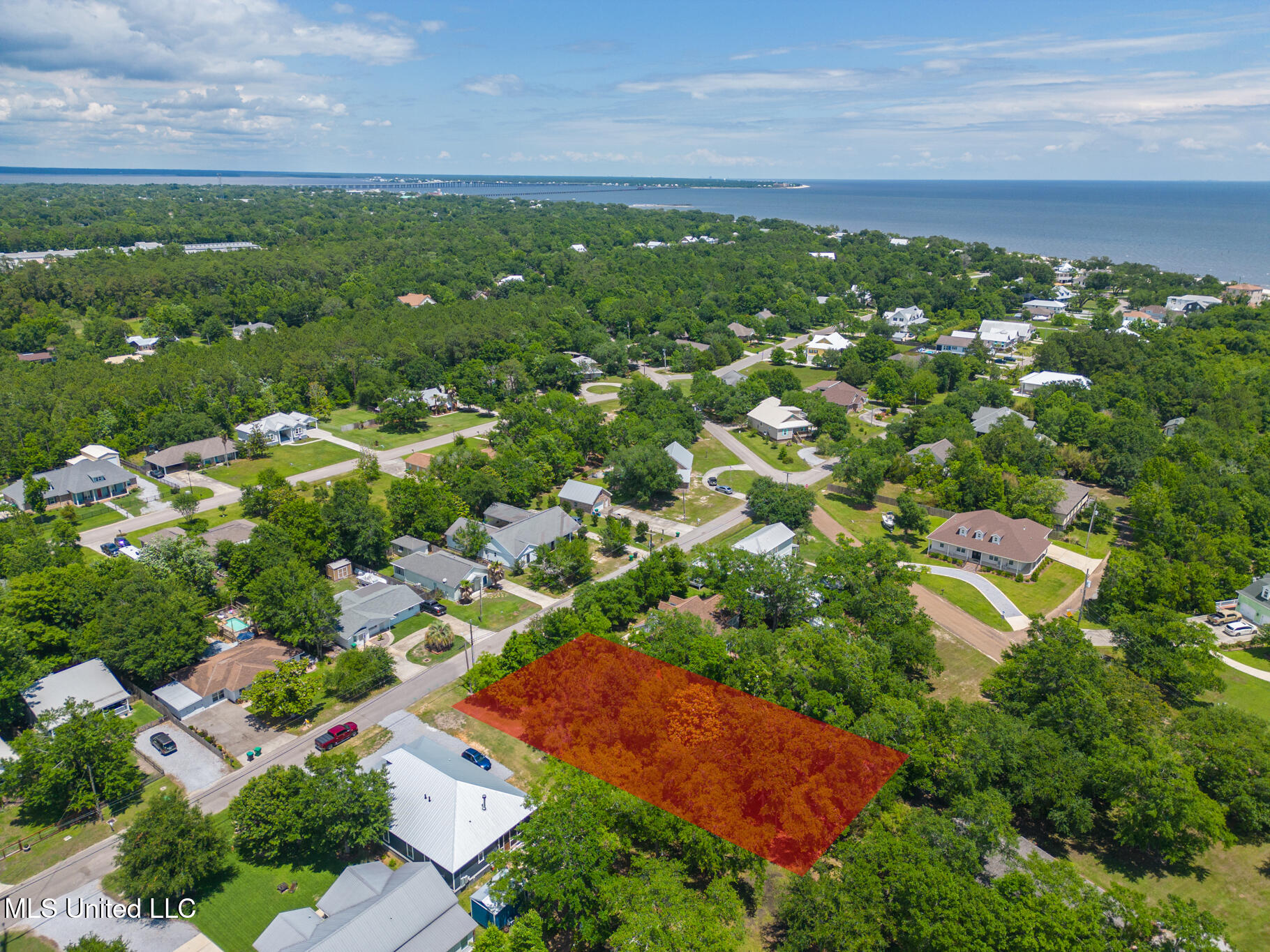 212 Bay Oaks Drive, Bay Saint Louis, Mississippi image 10