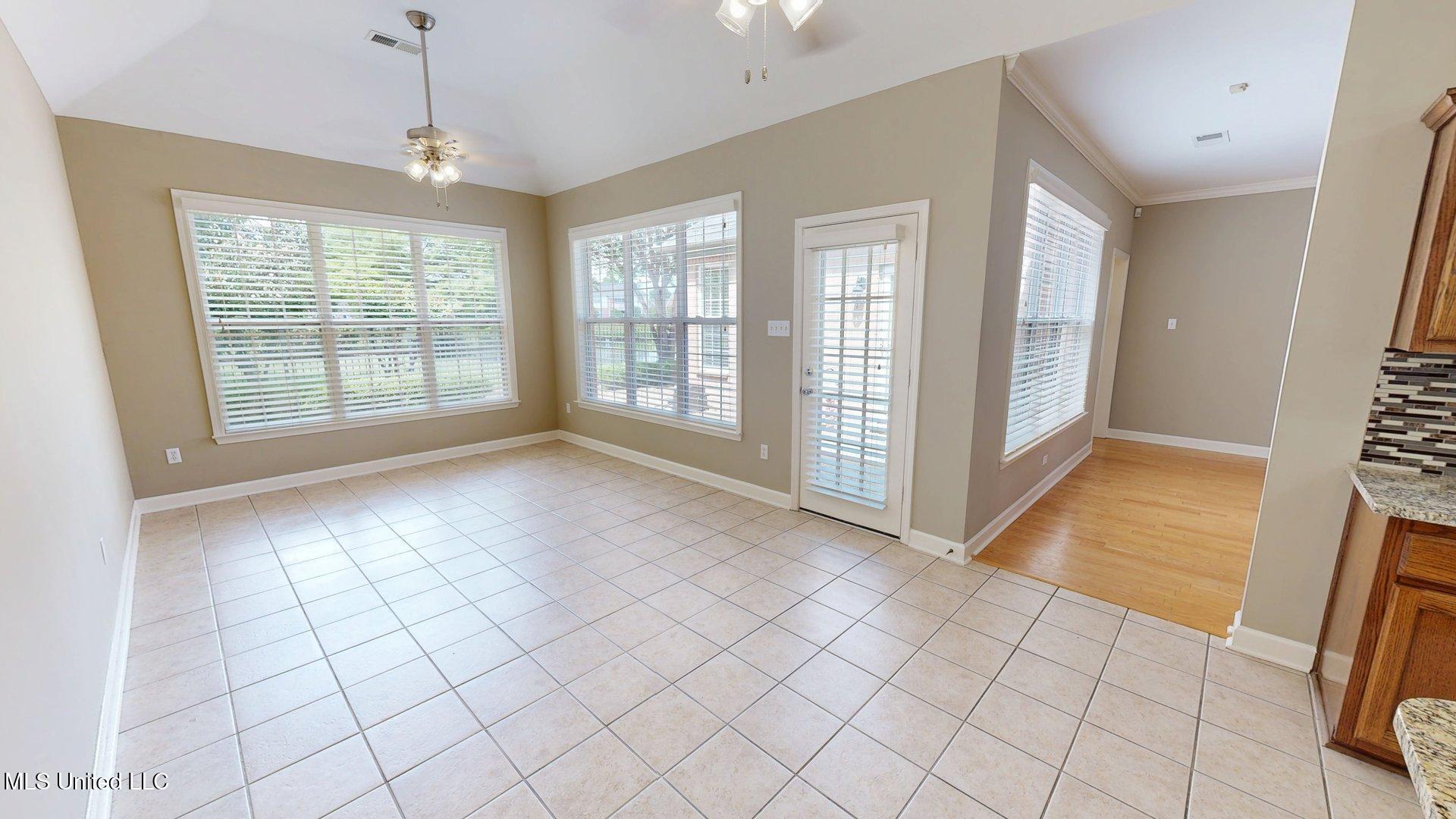 7056 Apache Drive, Olive Branch, Mississippi image 15
