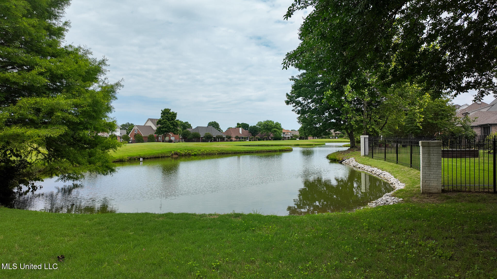 7056 Apache Drive, Olive Branch, Mississippi image 41