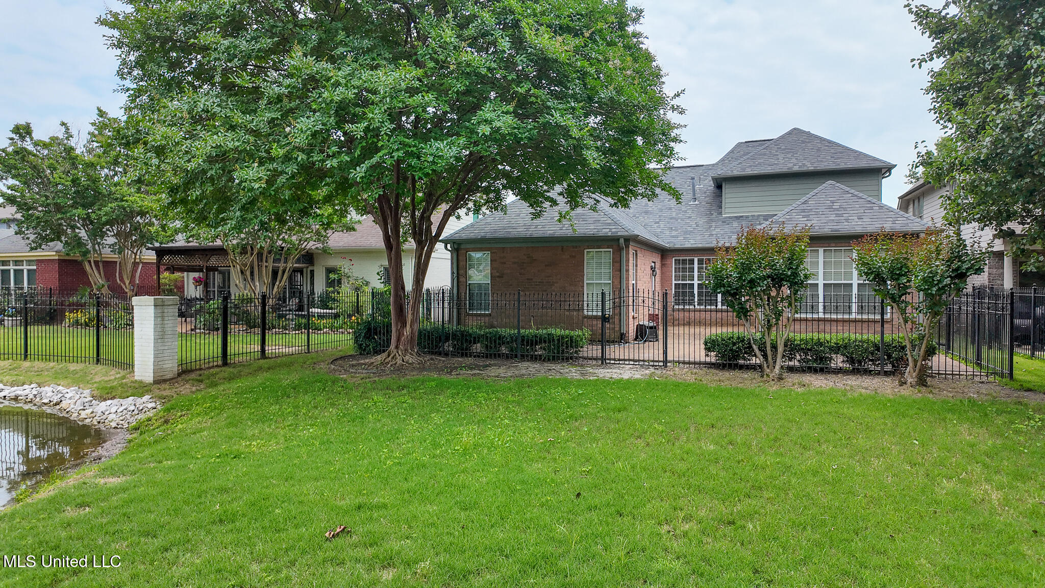 7056 Apache Drive, Olive Branch, Mississippi image 42
