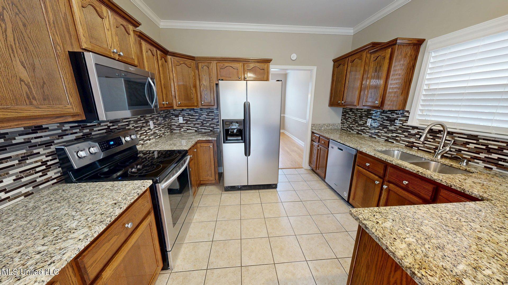7056 Apache Drive, Olive Branch, Mississippi image 13