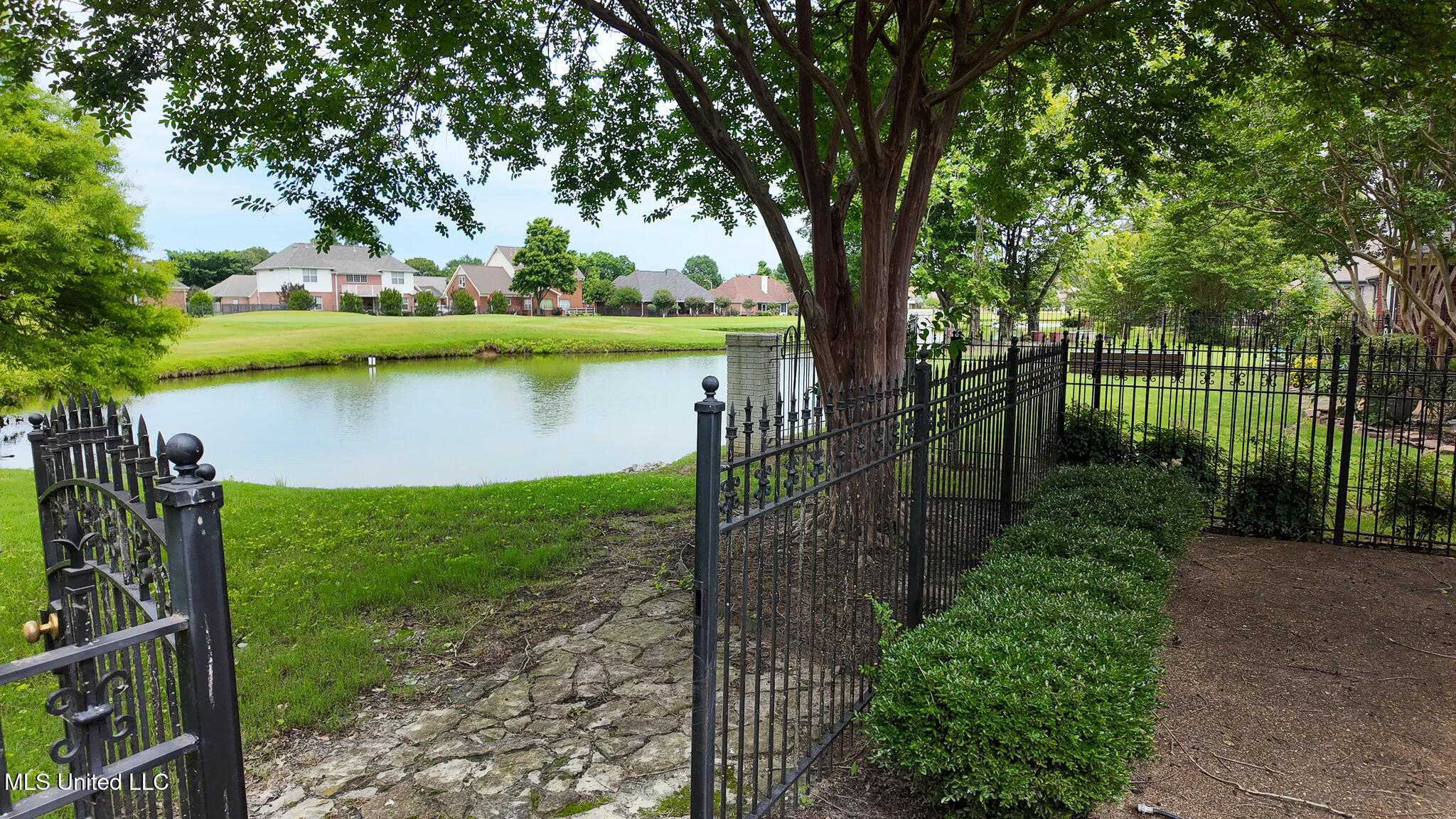 7056 Apache Drive, Olive Branch, Mississippi image 39