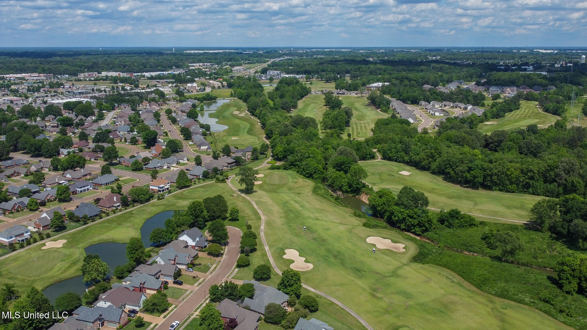 7056 Apache Drive, Olive Branch, Mississippi image 46