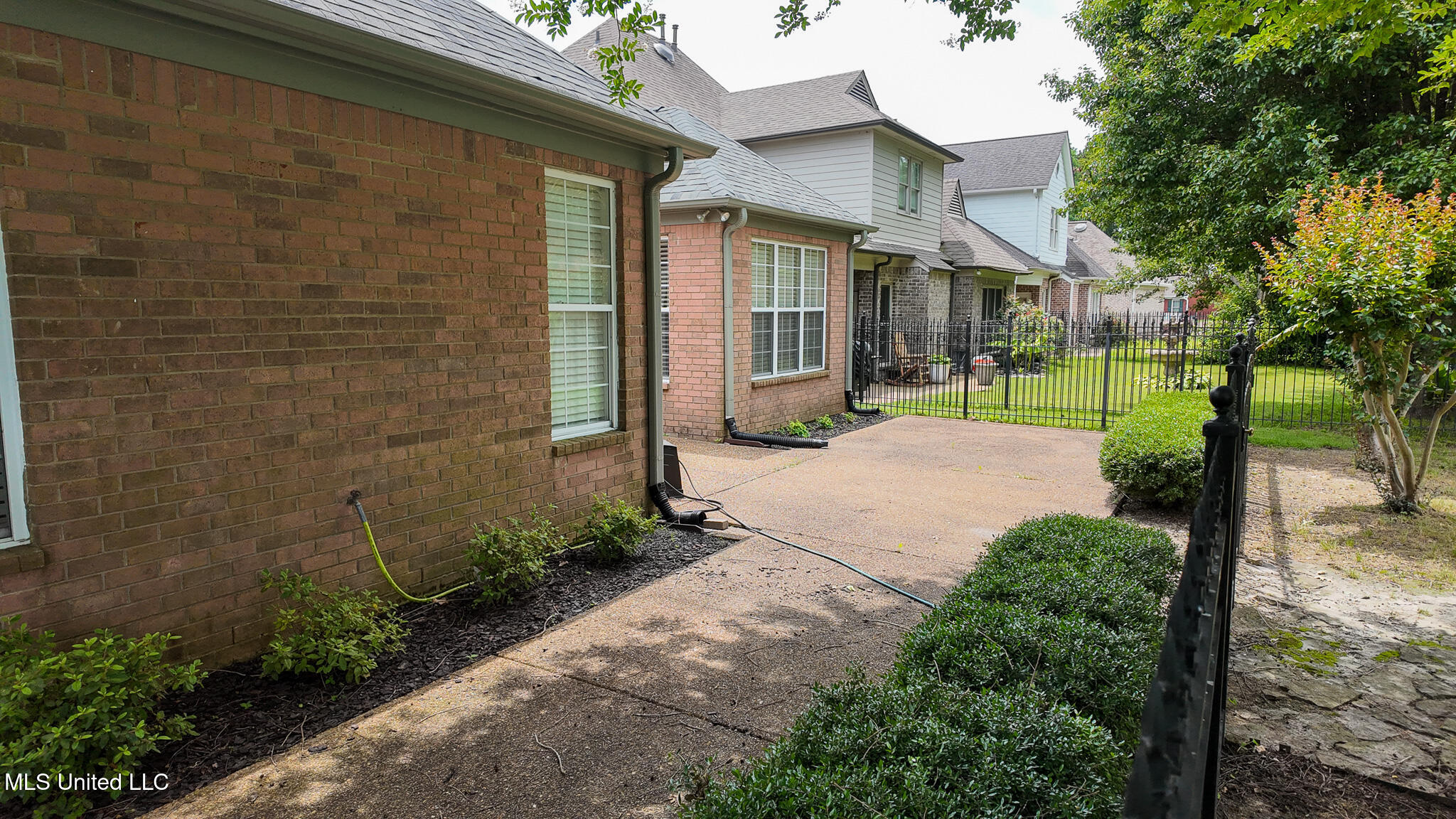 7056 Apache Drive, Olive Branch, Mississippi image 36