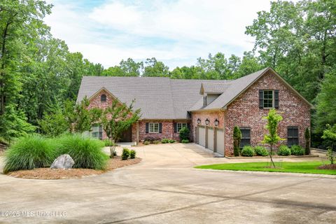 Homes For Sale - 3010 Highlands Circle<br/> Lafayette County, Oxford, MS 38655
