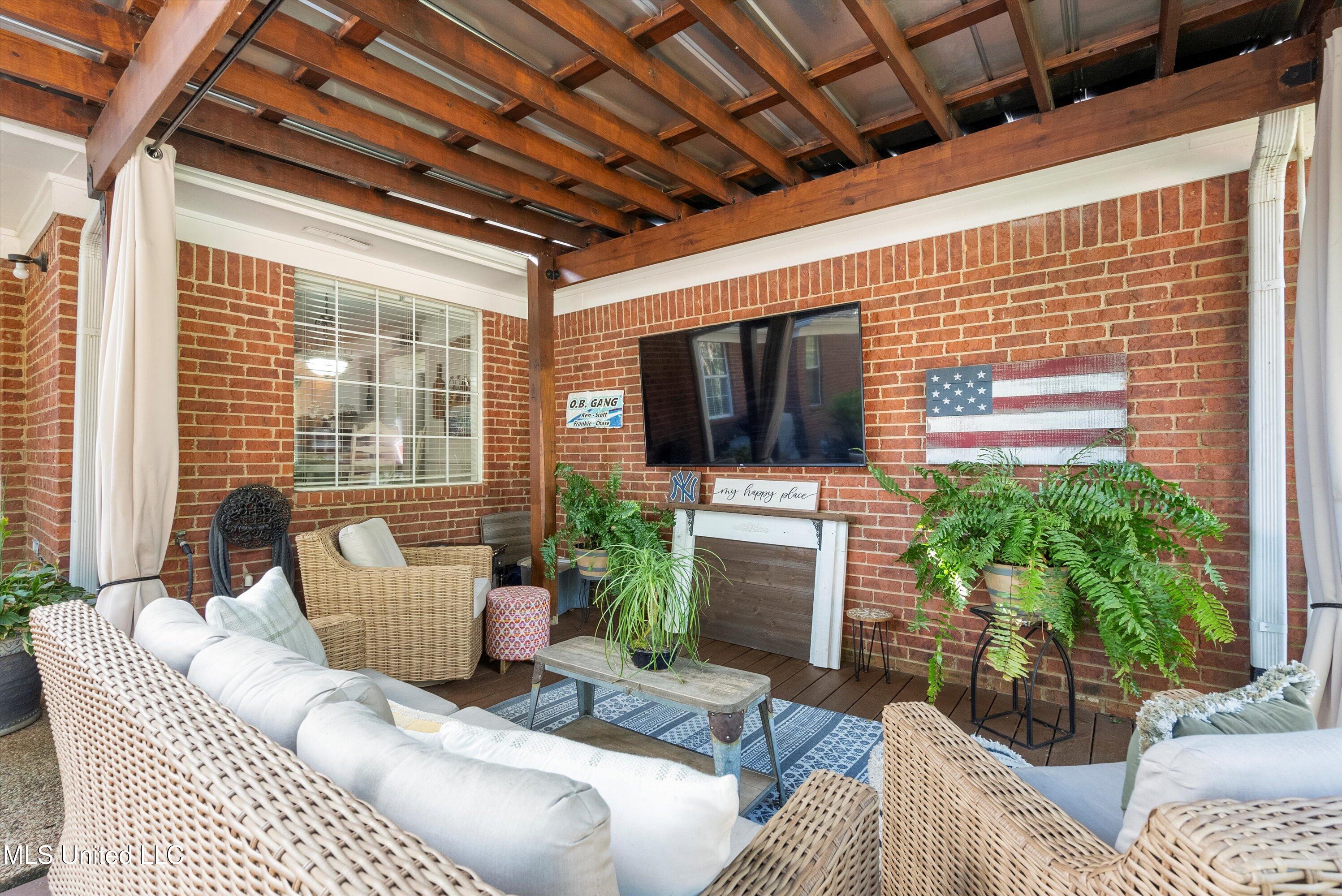 9948 Victor Drive, Olive Branch, Mississippi image 28
