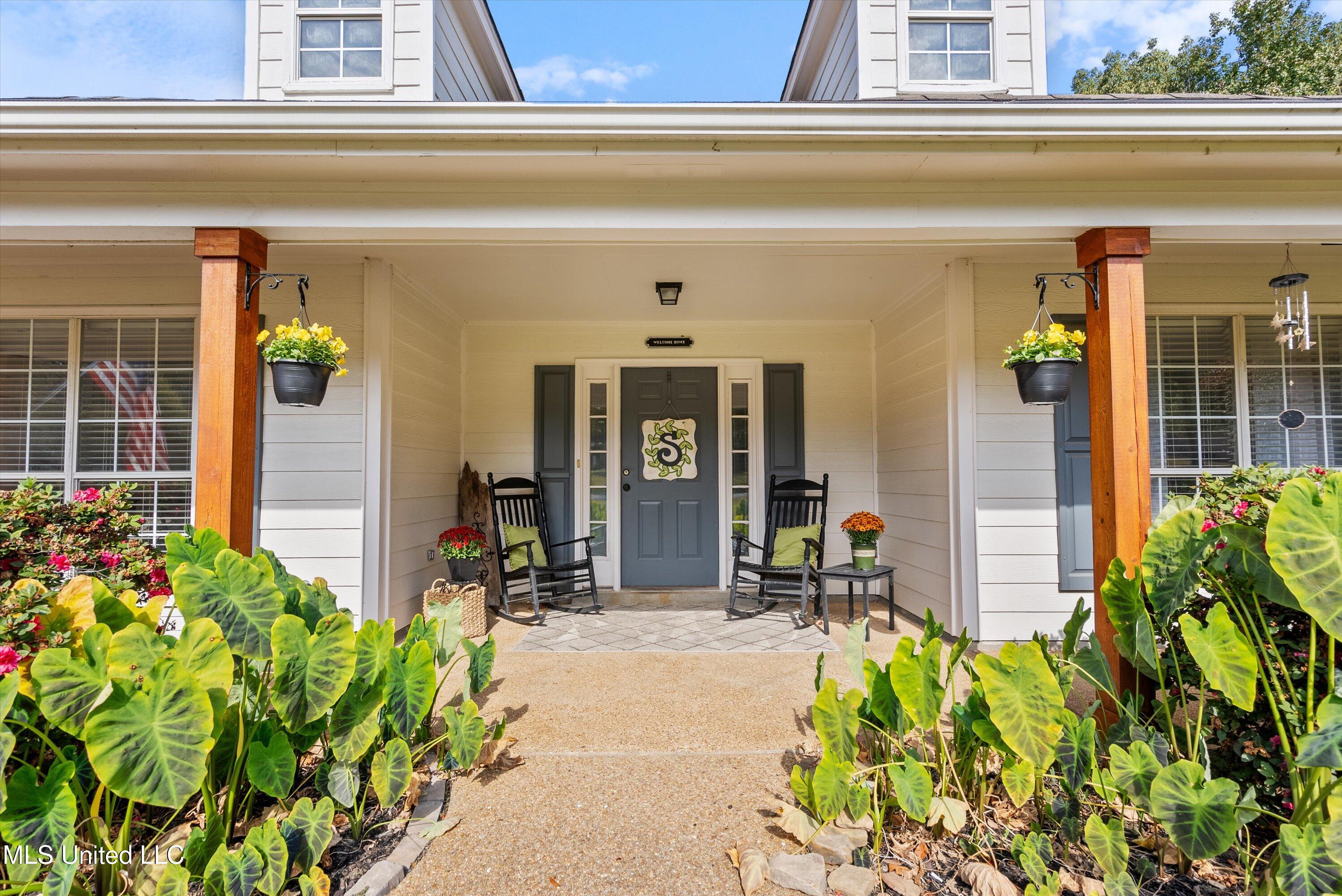 9948 Victor Drive, Olive Branch, Mississippi image 3