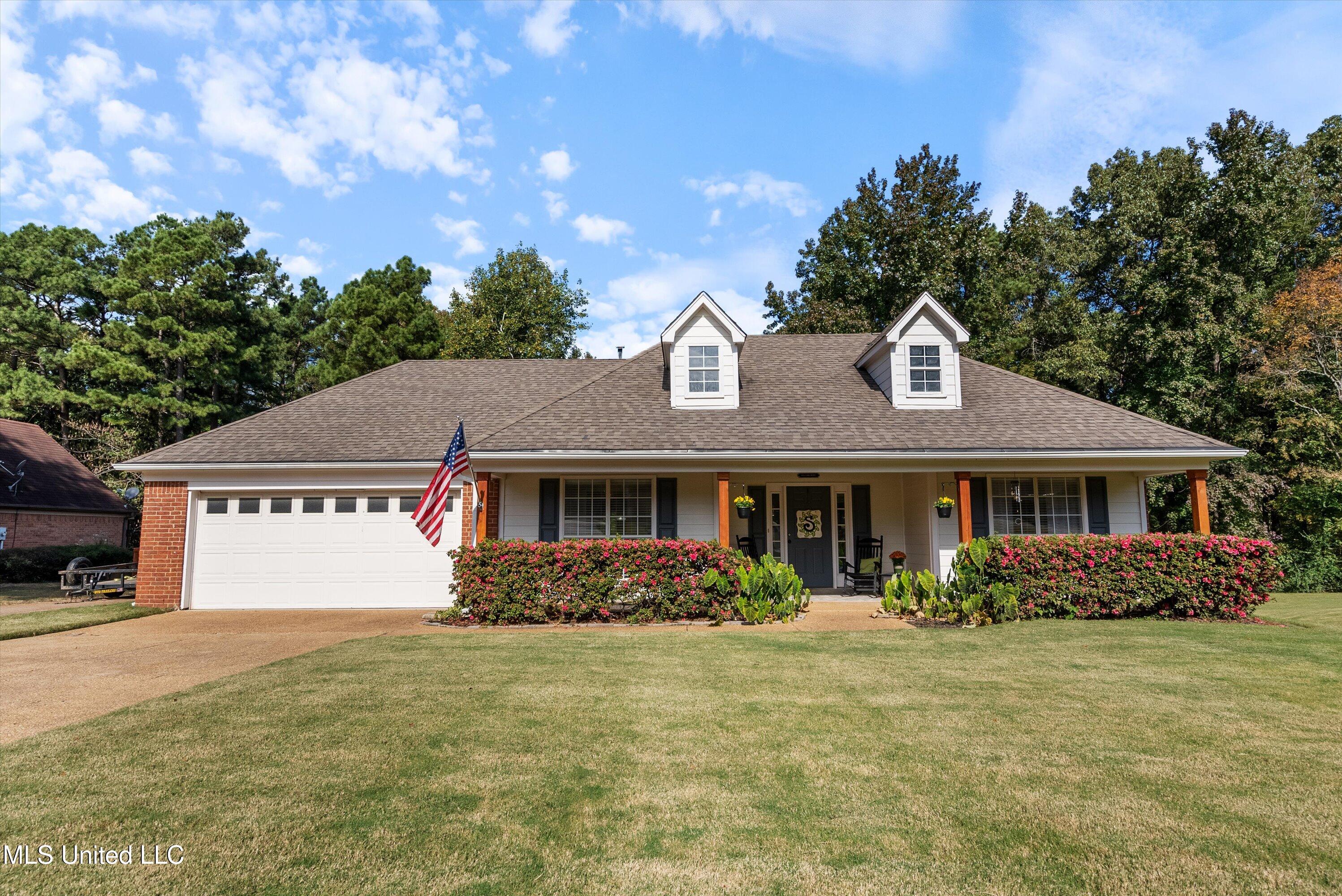 9948 Victor Drive, Olive Branch, Mississippi image 1