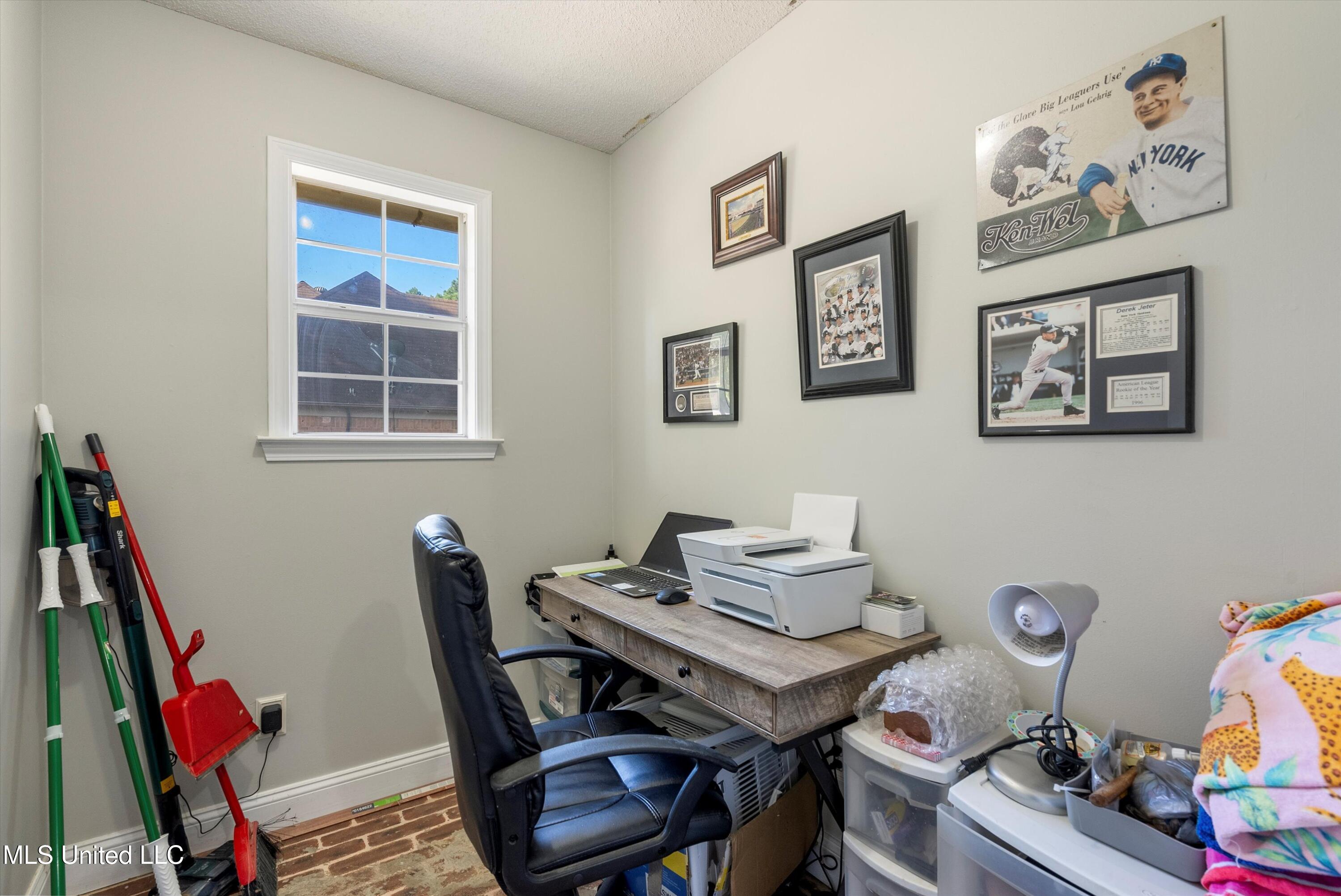 9948 Victor Drive, Olive Branch, Mississippi image 16