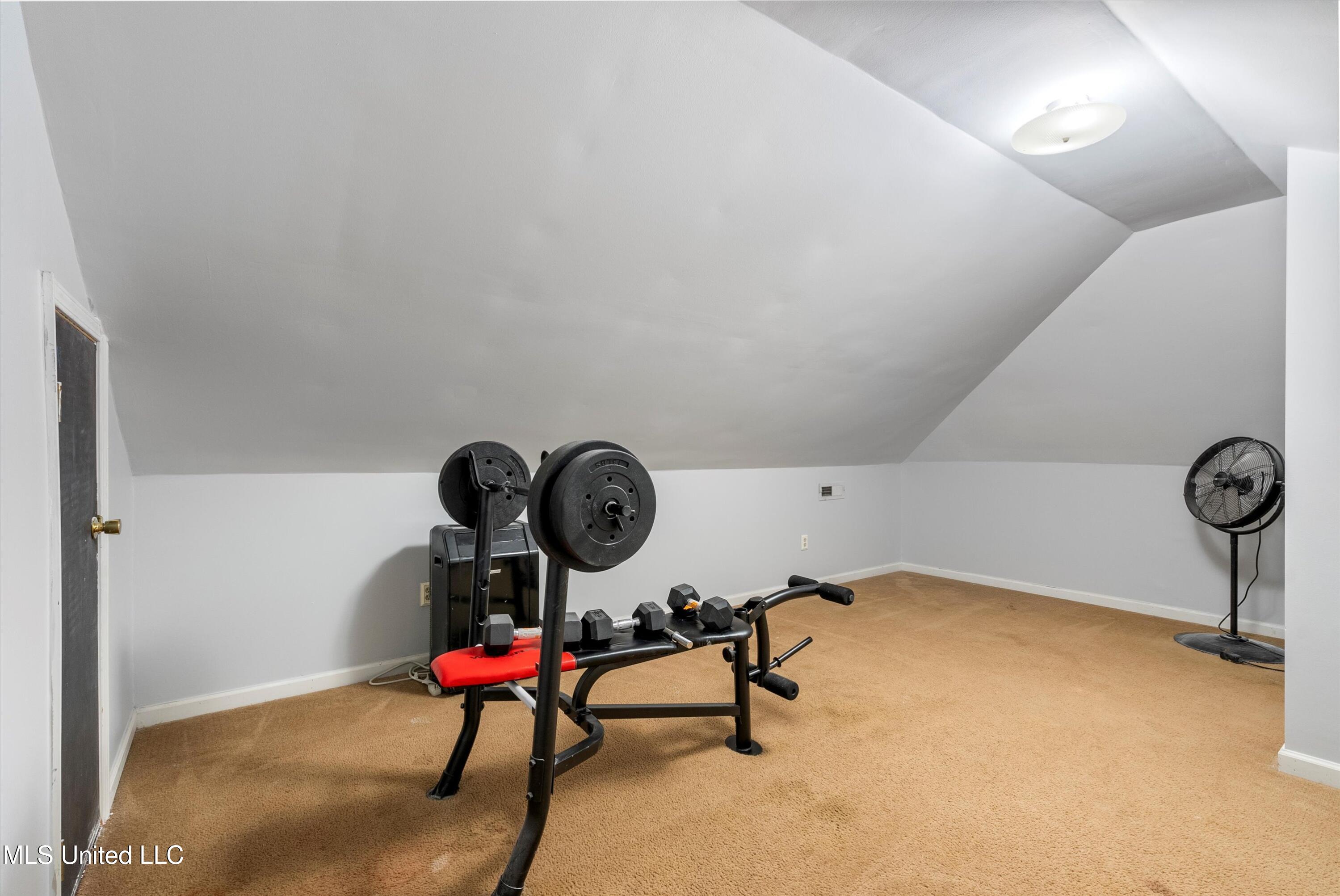9948 Victor Drive, Olive Branch, Mississippi image 27