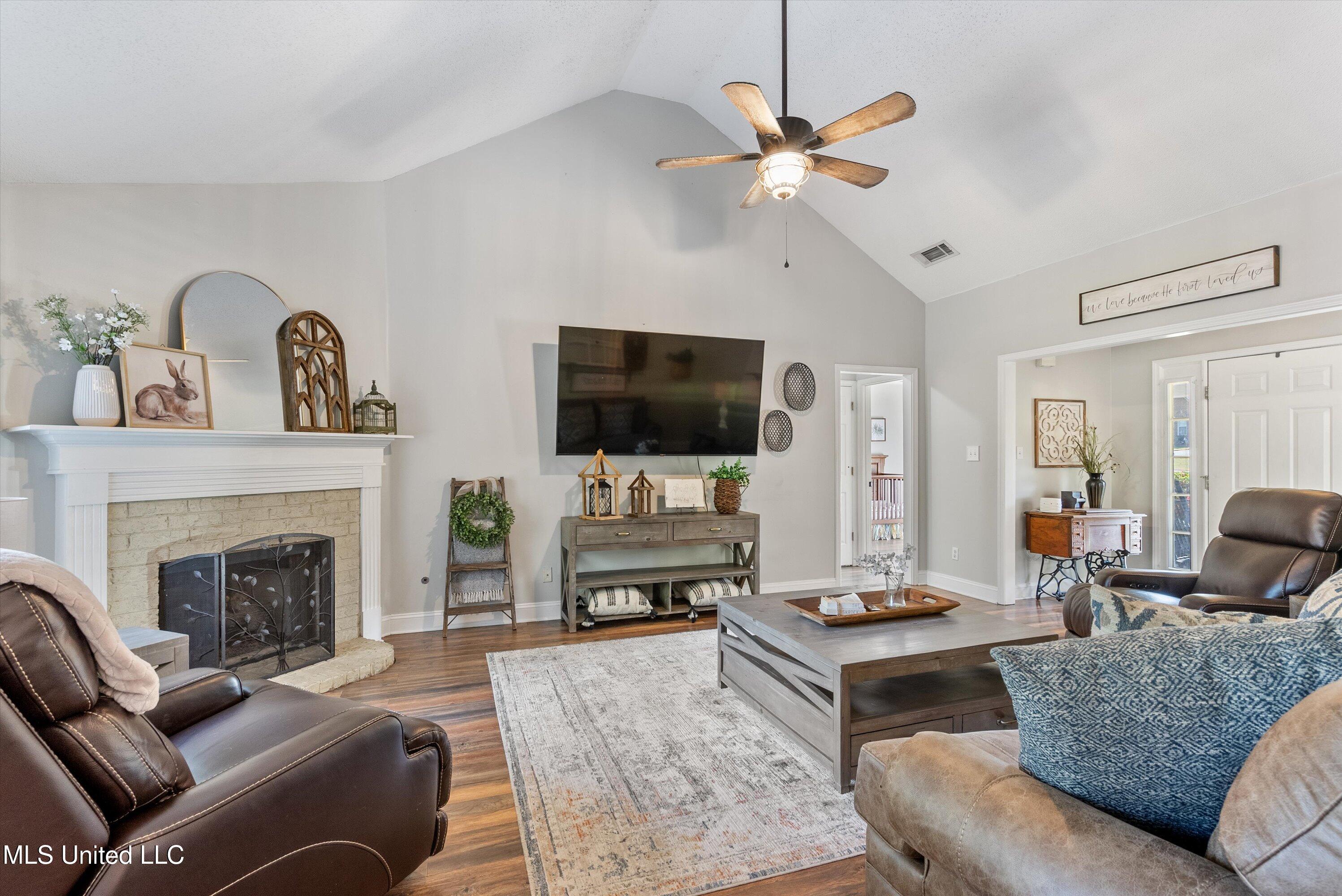 9948 Victor Drive, Olive Branch, Mississippi image 5