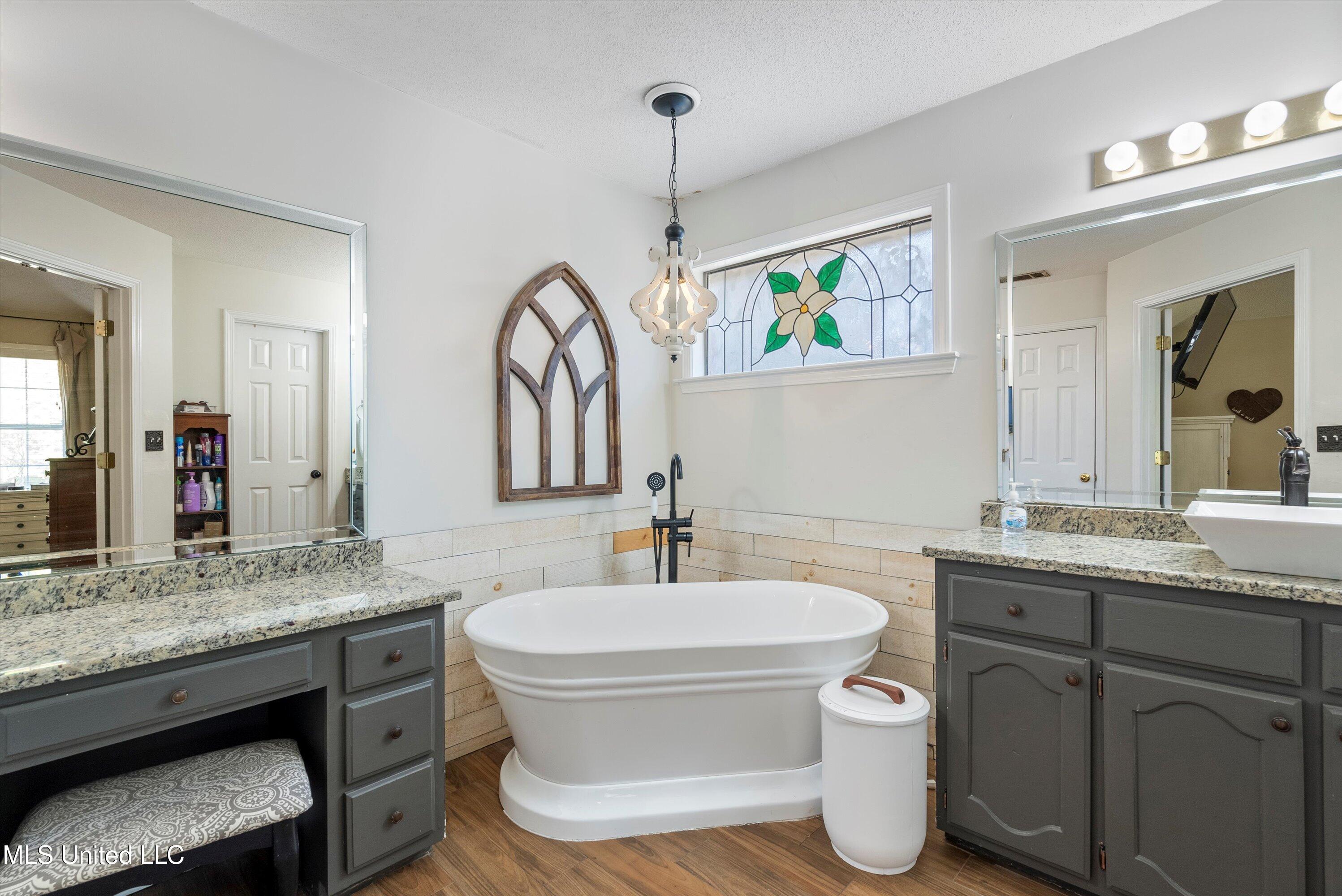 9948 Victor Drive, Olive Branch, Mississippi image 19