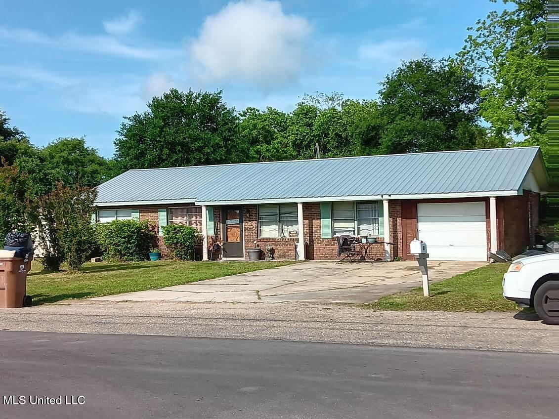 103 Reeves Street, Long Beach, Mississippi image 2
