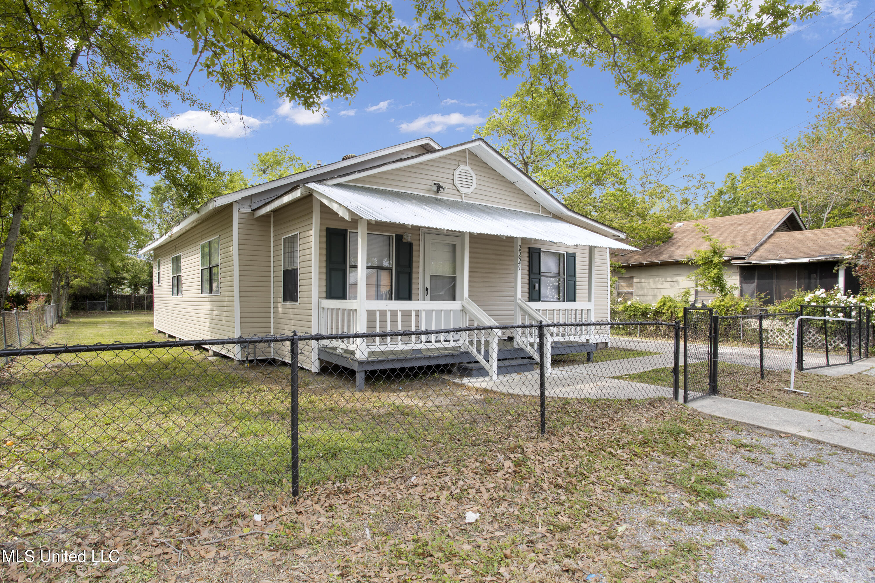 2229 32nd Street, Gulfport, Mississippi image 2