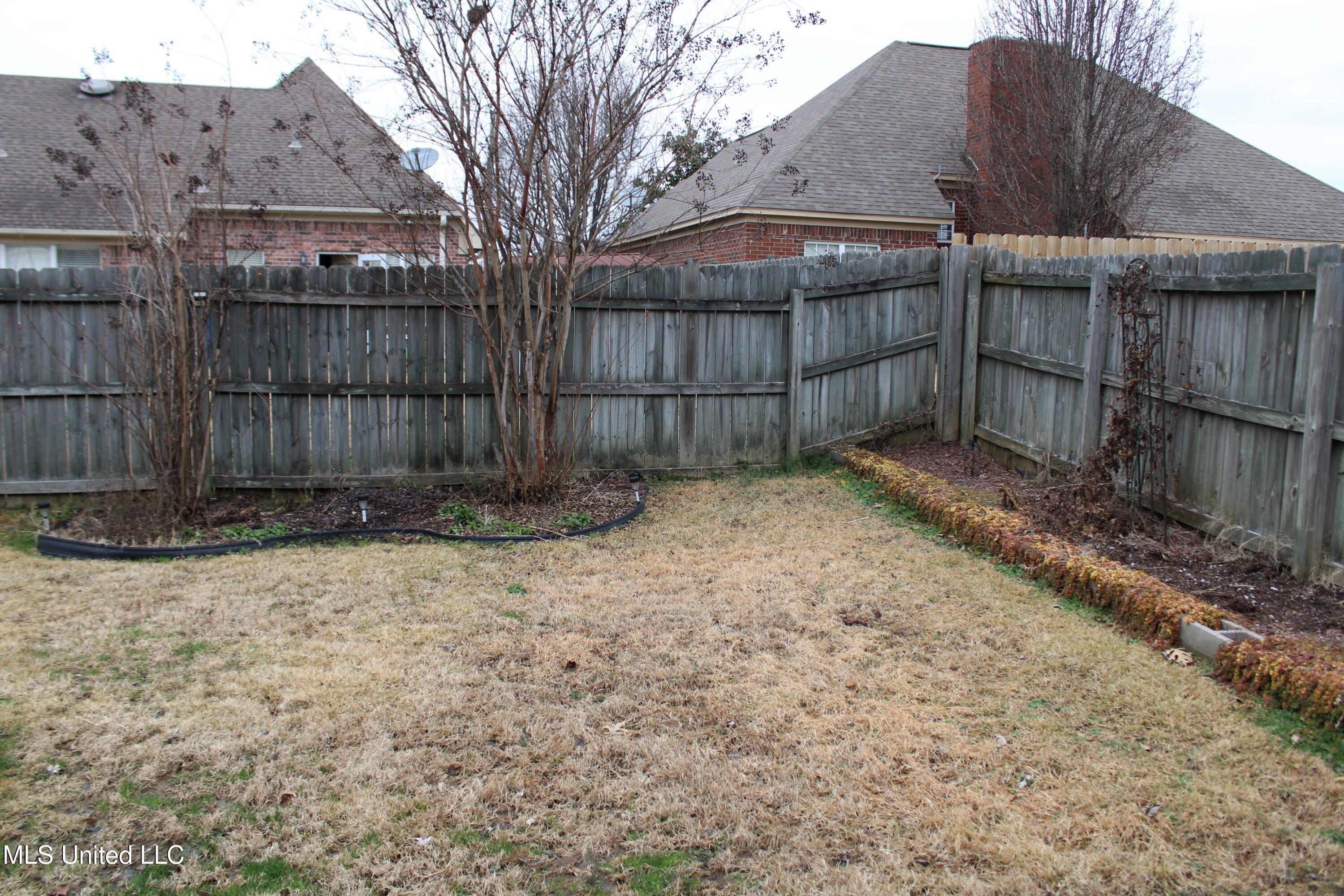 6451 Braybourne Place, Olive Branch, Mississippi image 32