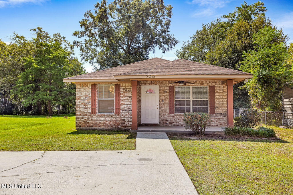 2219 33rd Street, Gulfport, Mississippi image 1