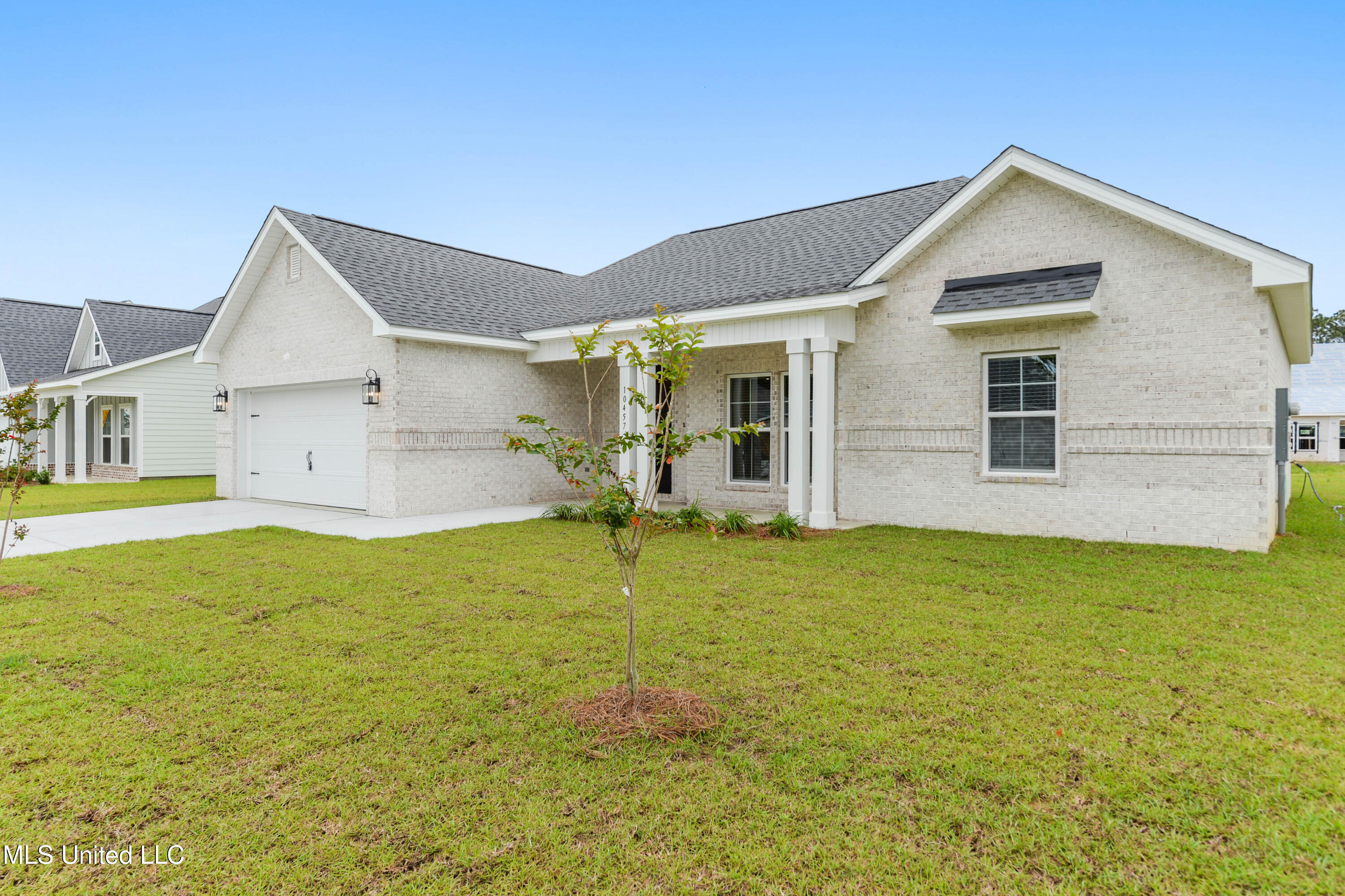 10457 Landon Meadows Drive, Gulfport, Mississippi image 2