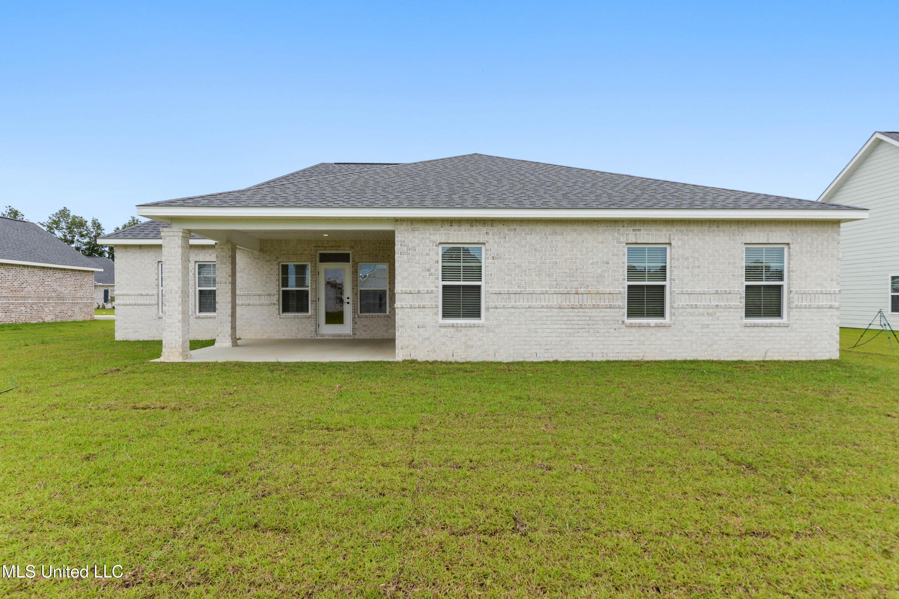 10457 Landon Meadows Drive, Gulfport, Mississippi image 26