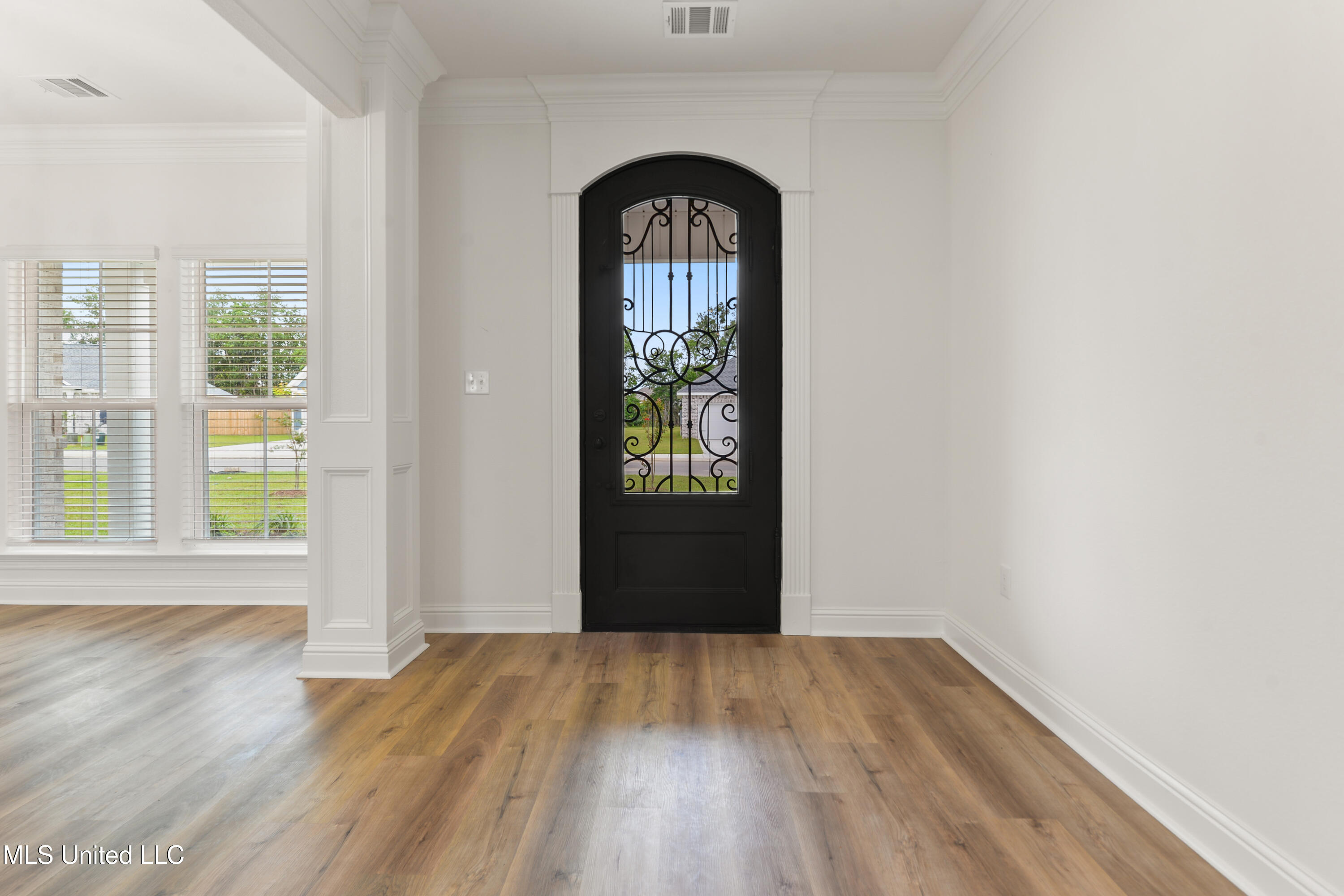 10457 Landon Meadows Drive, Gulfport, Mississippi image 3