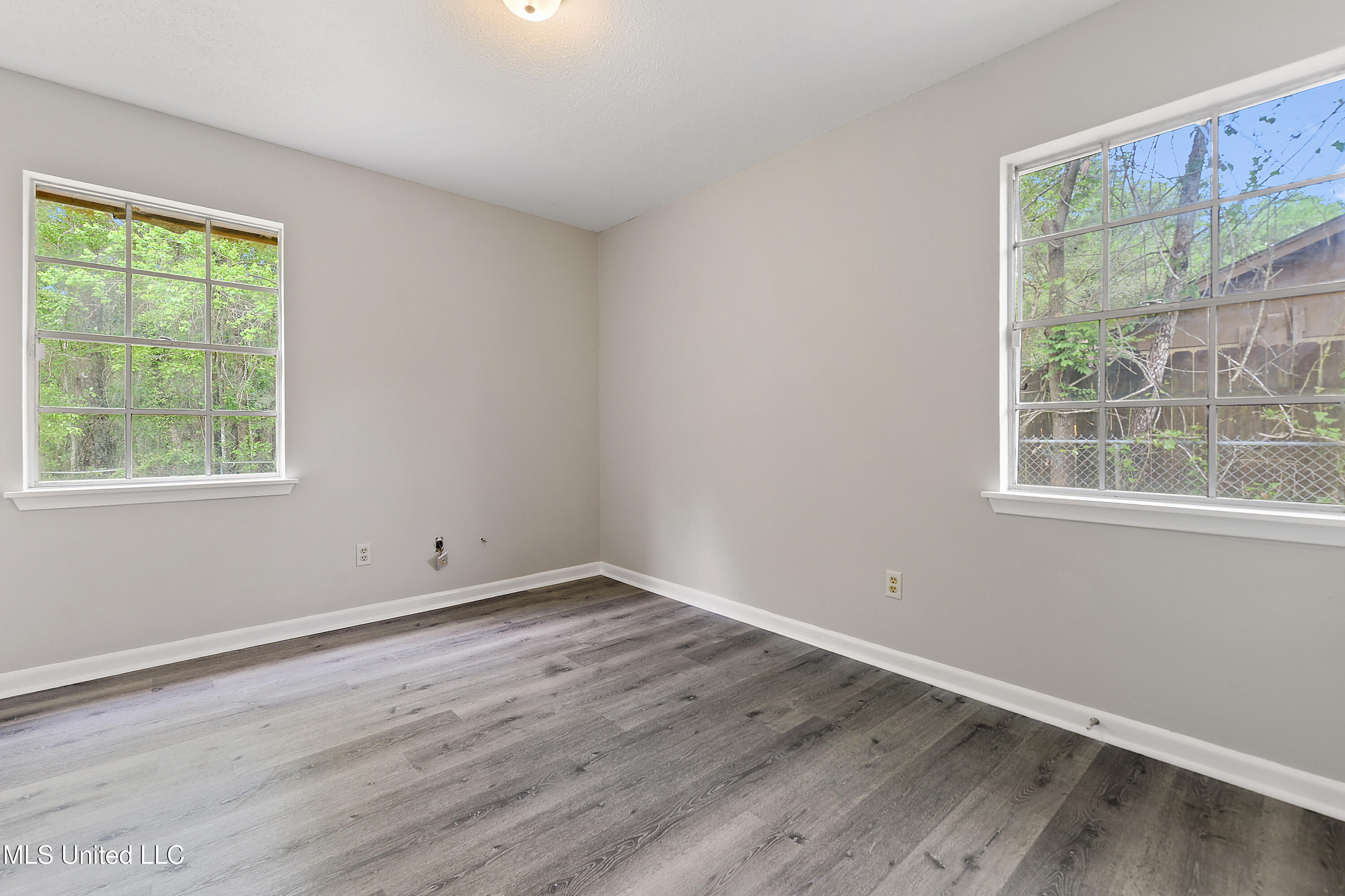 2820 Lawnwood Drive, Ocean Springs, Mississippi image 14