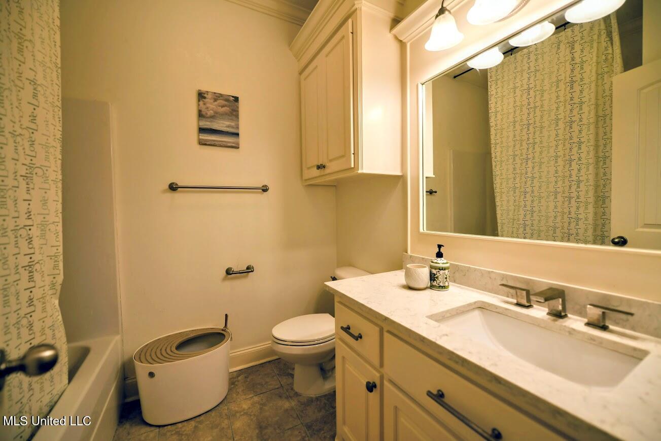 103 Bridge Park Circle, Canton, Mississippi image 17