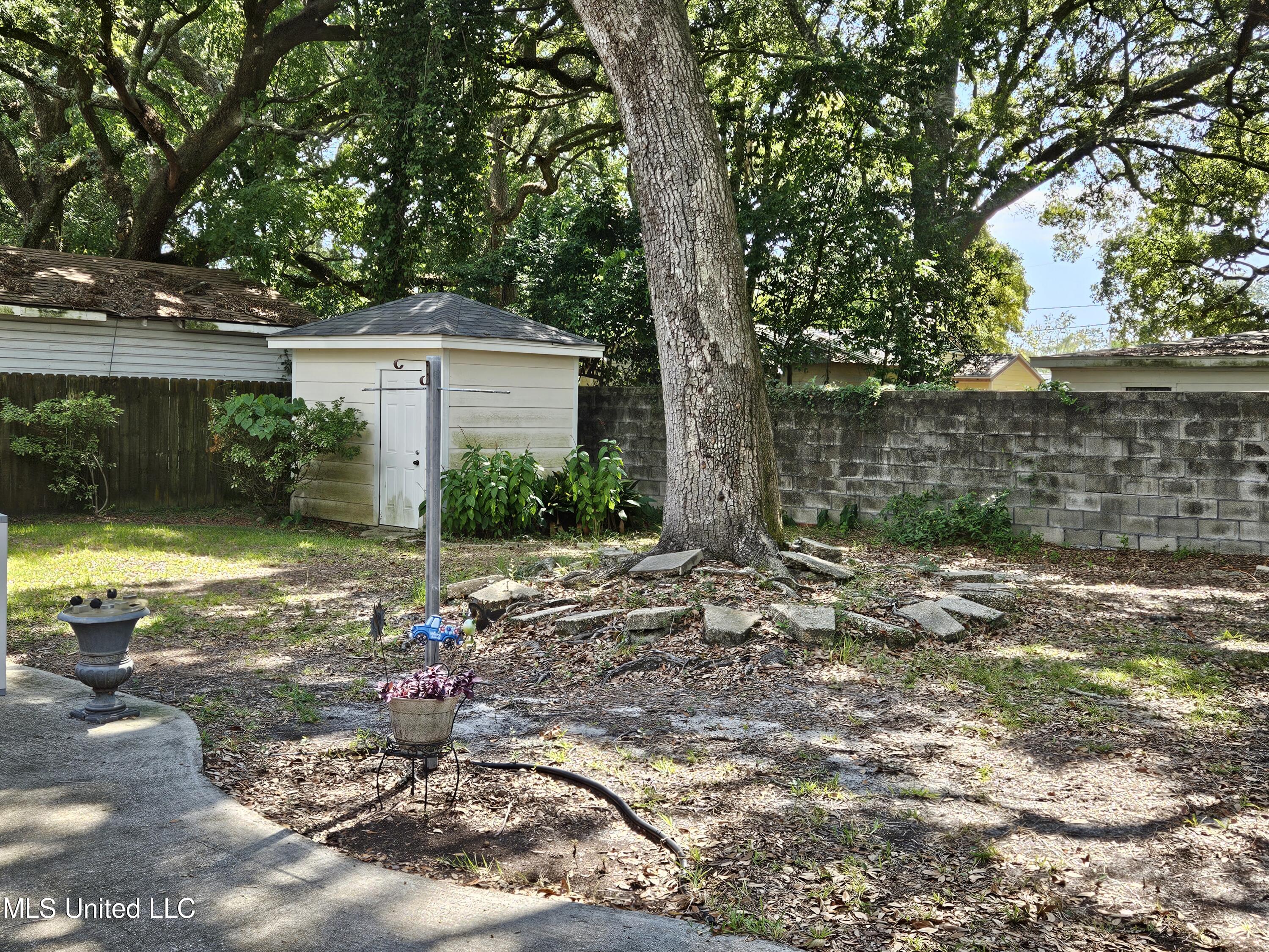 277 Rodenberg Avenue, Biloxi, Mississippi image 6