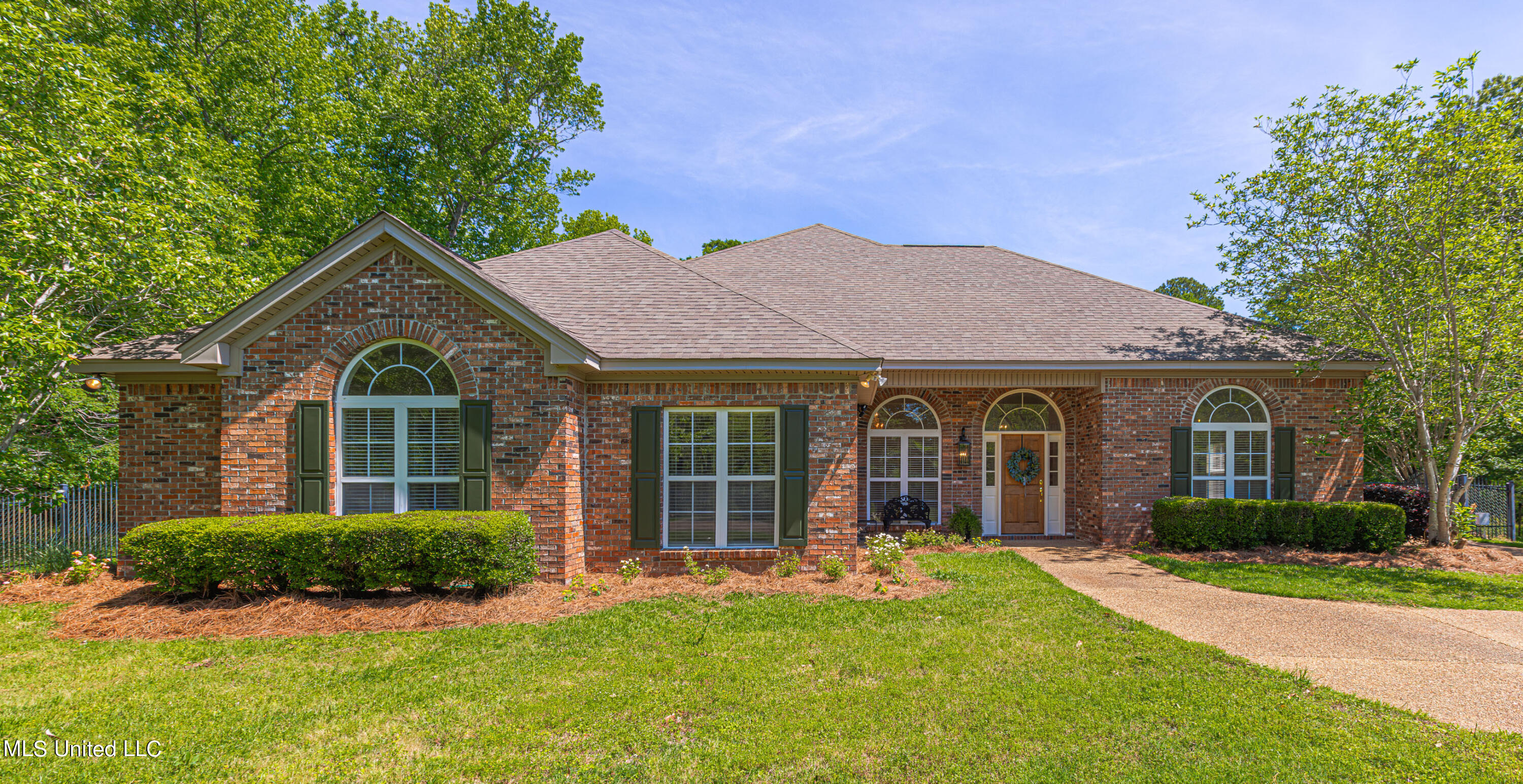 1170 Windsor Lane, Raymond, Mississippi image 1