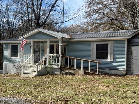 Mobile Home For Sale - 176 Dogwood Circle<br/> Sardis, MS 38666