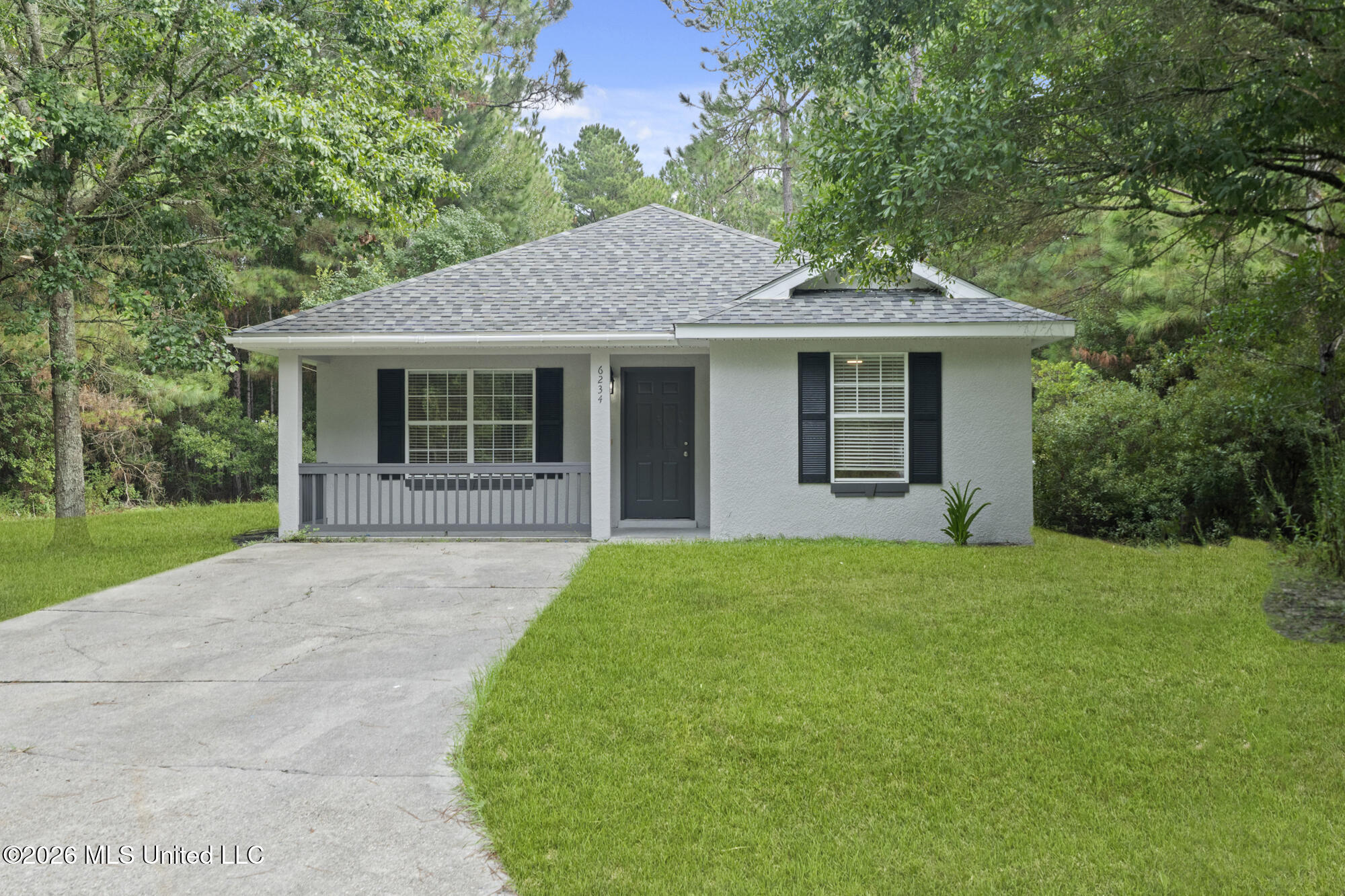 Photo 1 of 31 — 6234 W Lamar Street, Bay Saint Louis, MS 39520