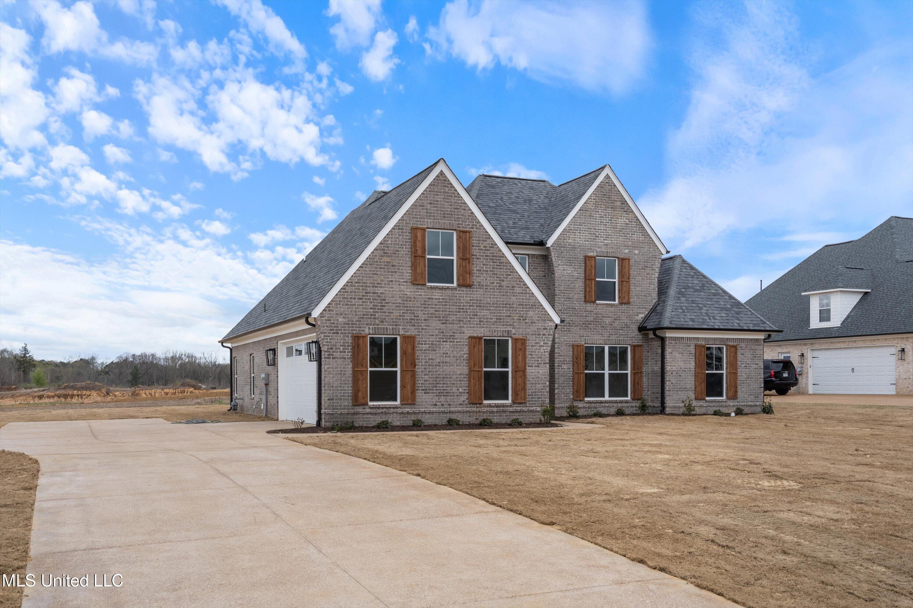 4237 Adriane Cove, Nesbit, Mississippi image 6