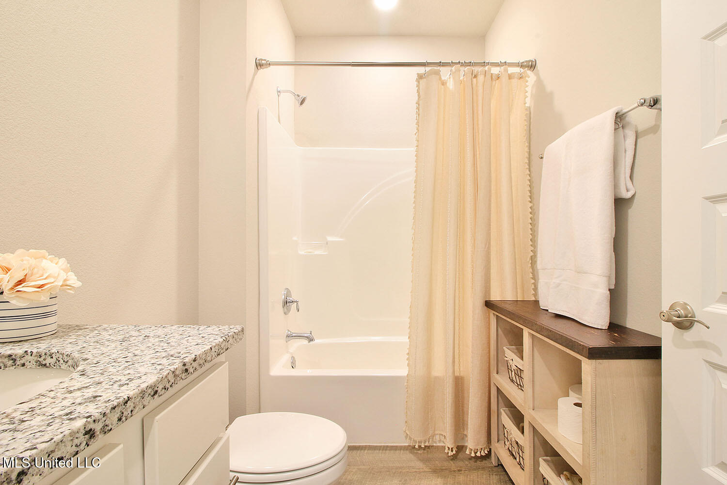 7717 Coral Lane, Ocean Springs, Mississippi image 25