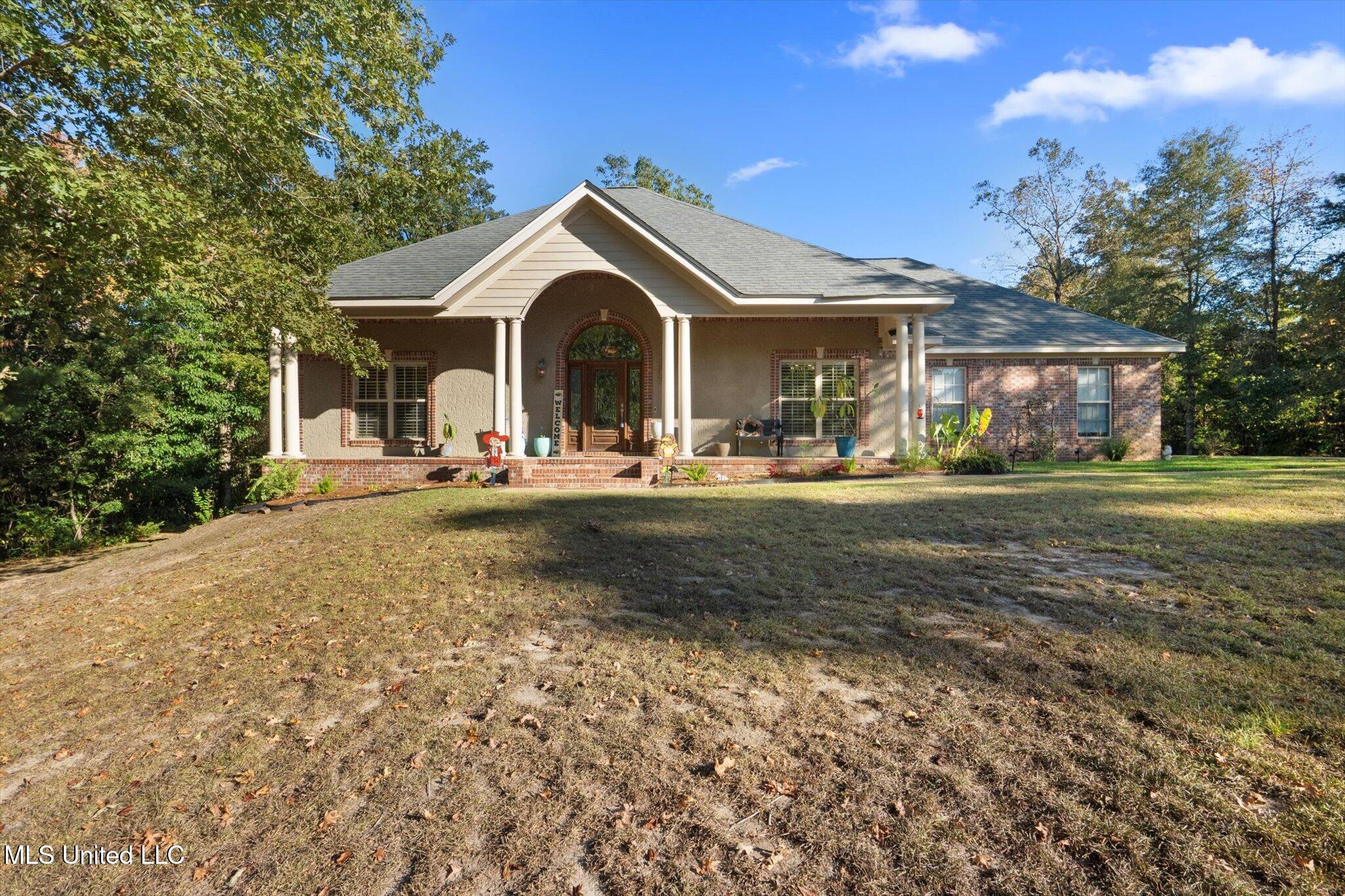 20 Cimarron Drive, Hattiesburg, Mississippi image 1