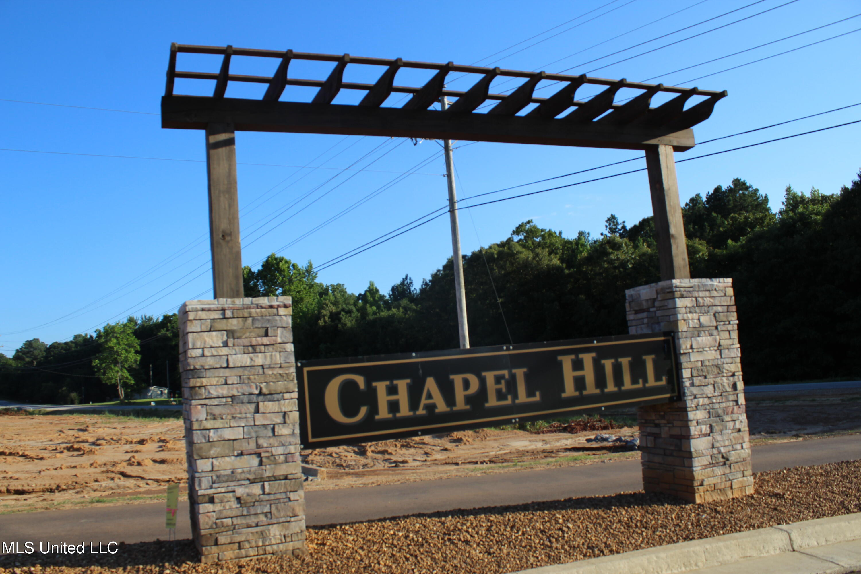 1 Chapel Hill, Holly Springs, Mississippi image 1