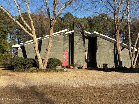 Homes For Sale - 722 Holmesville Road<br/> Jayess, MS 39641