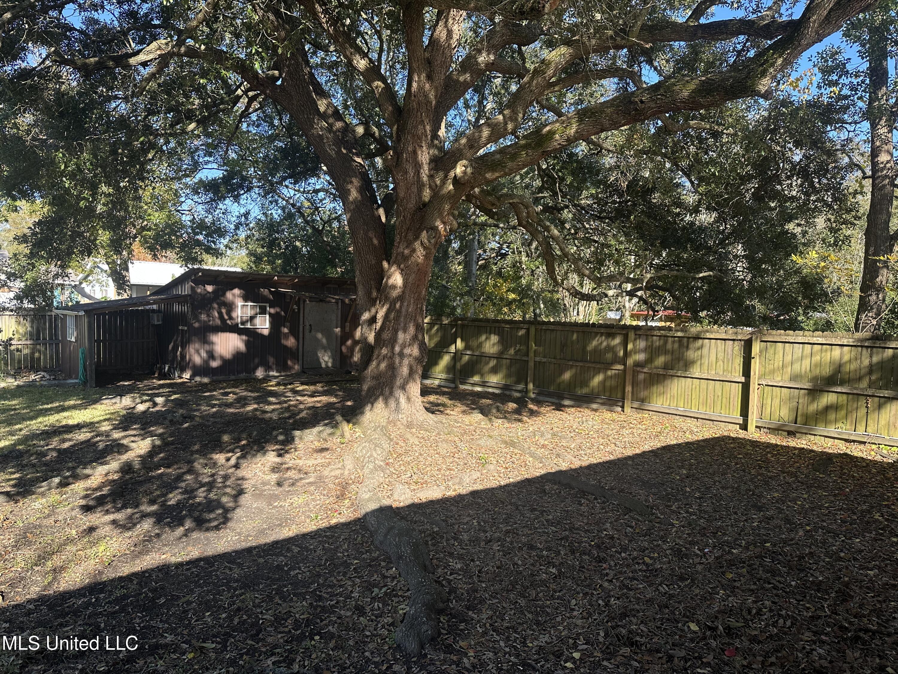 2123 Cleveland Avenue, Pascagoula, Mississippi image 17