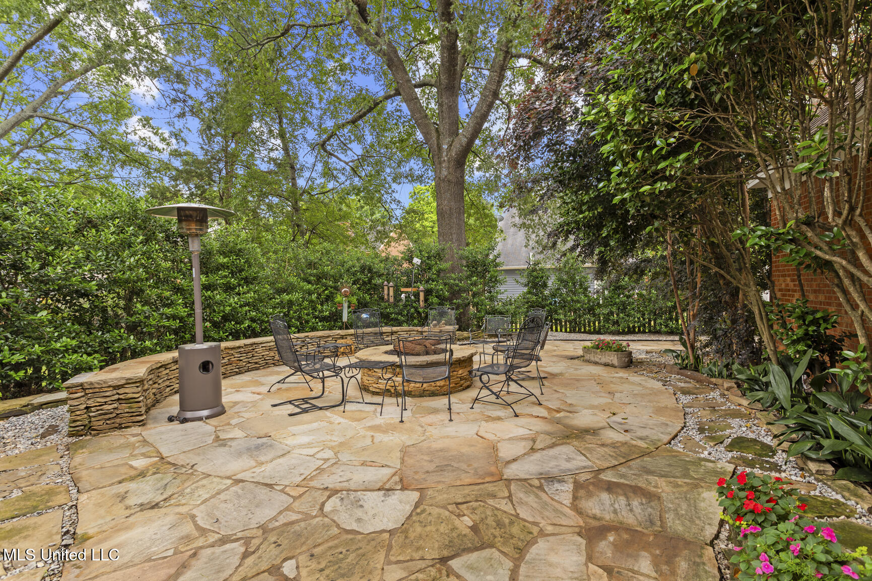 8 Moss Forest Place, Jackson, Mississippi image 39