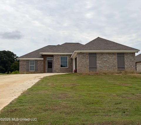 Homes For Sale - 150 Madisonville Drive<br/> Madison County, Canton, MS 39046