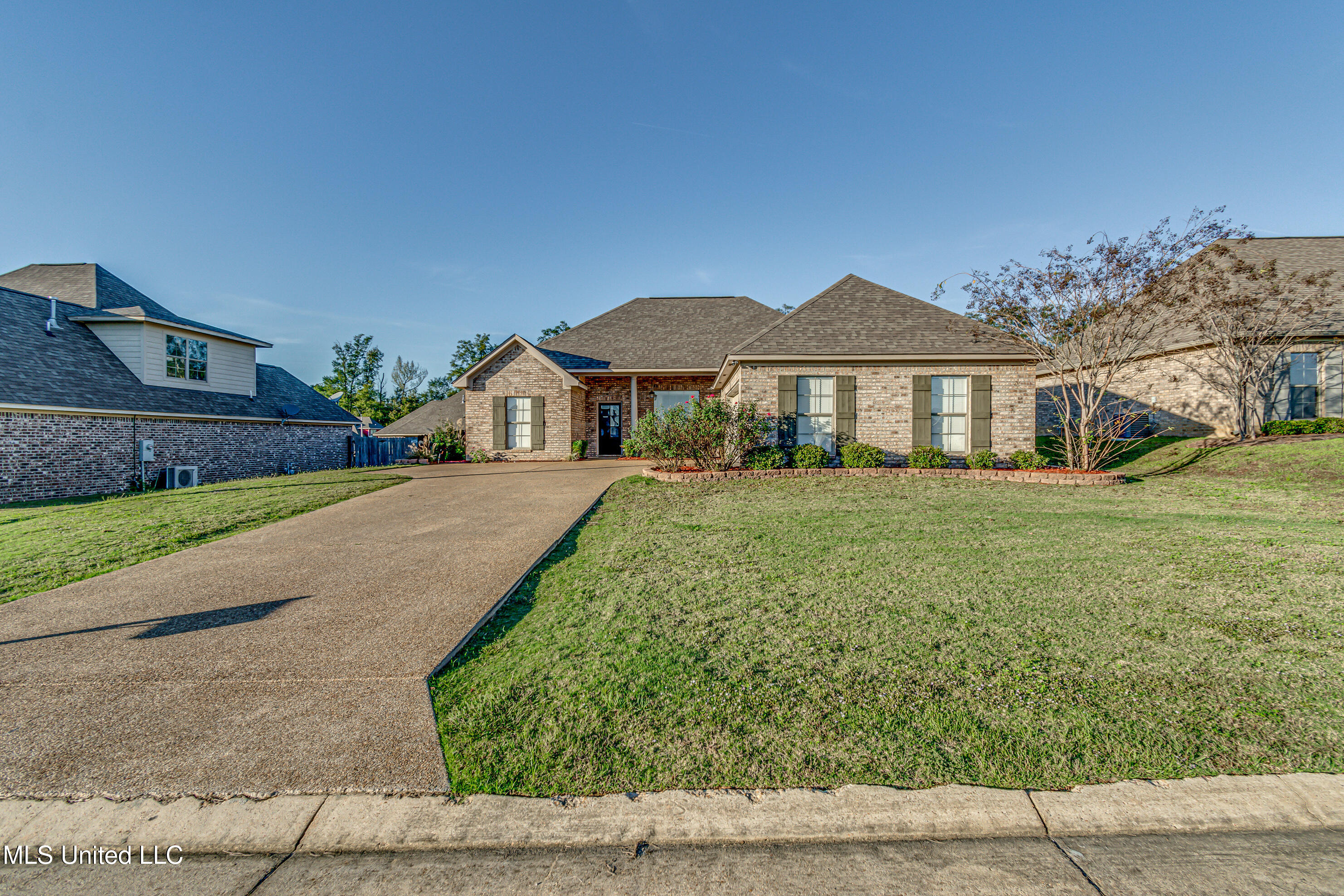 112 Countrywood Place, Pearl, Mississippi image 3