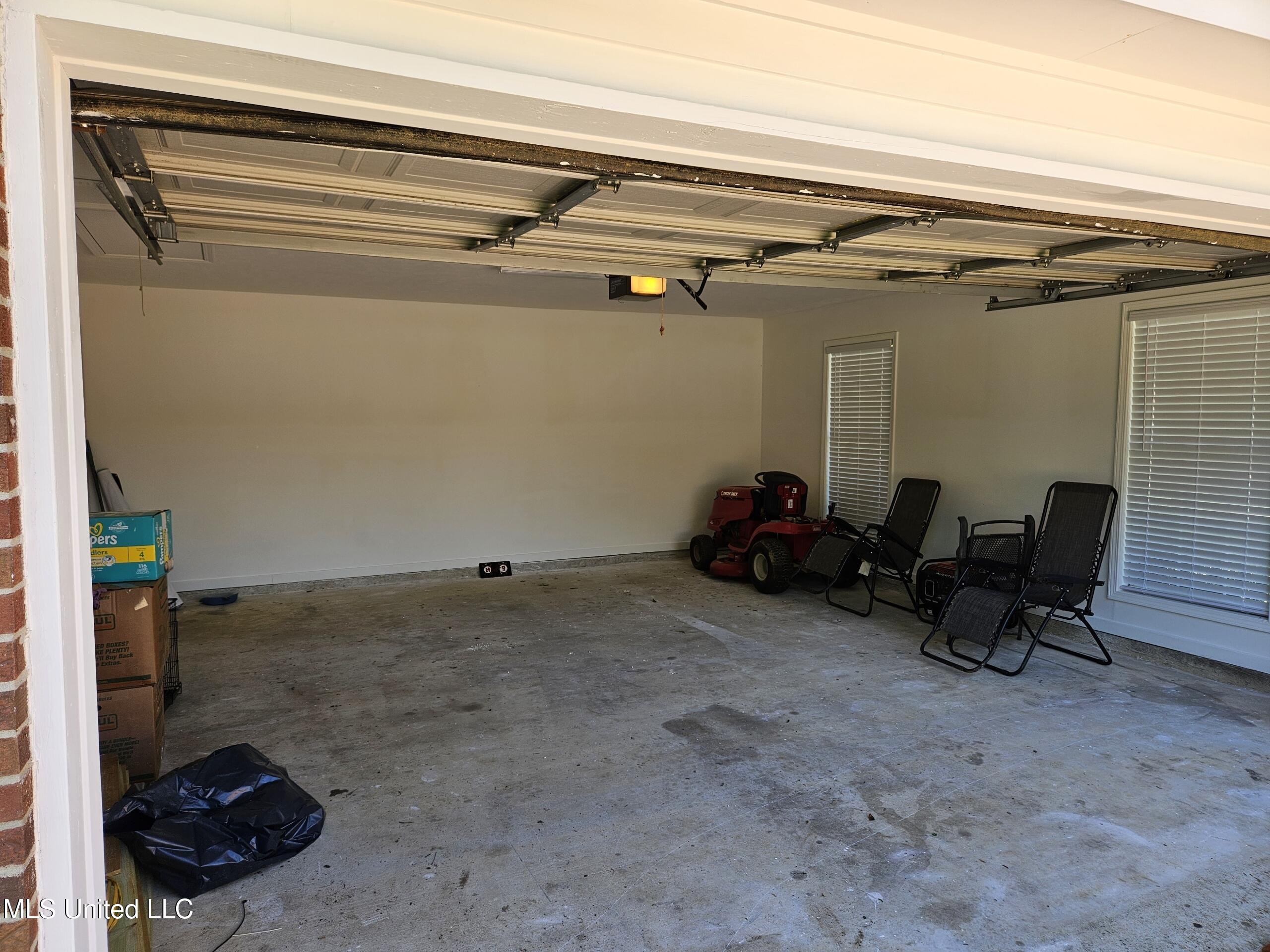 648 Southern Oaks Drive, Florence, Mississippi image 20