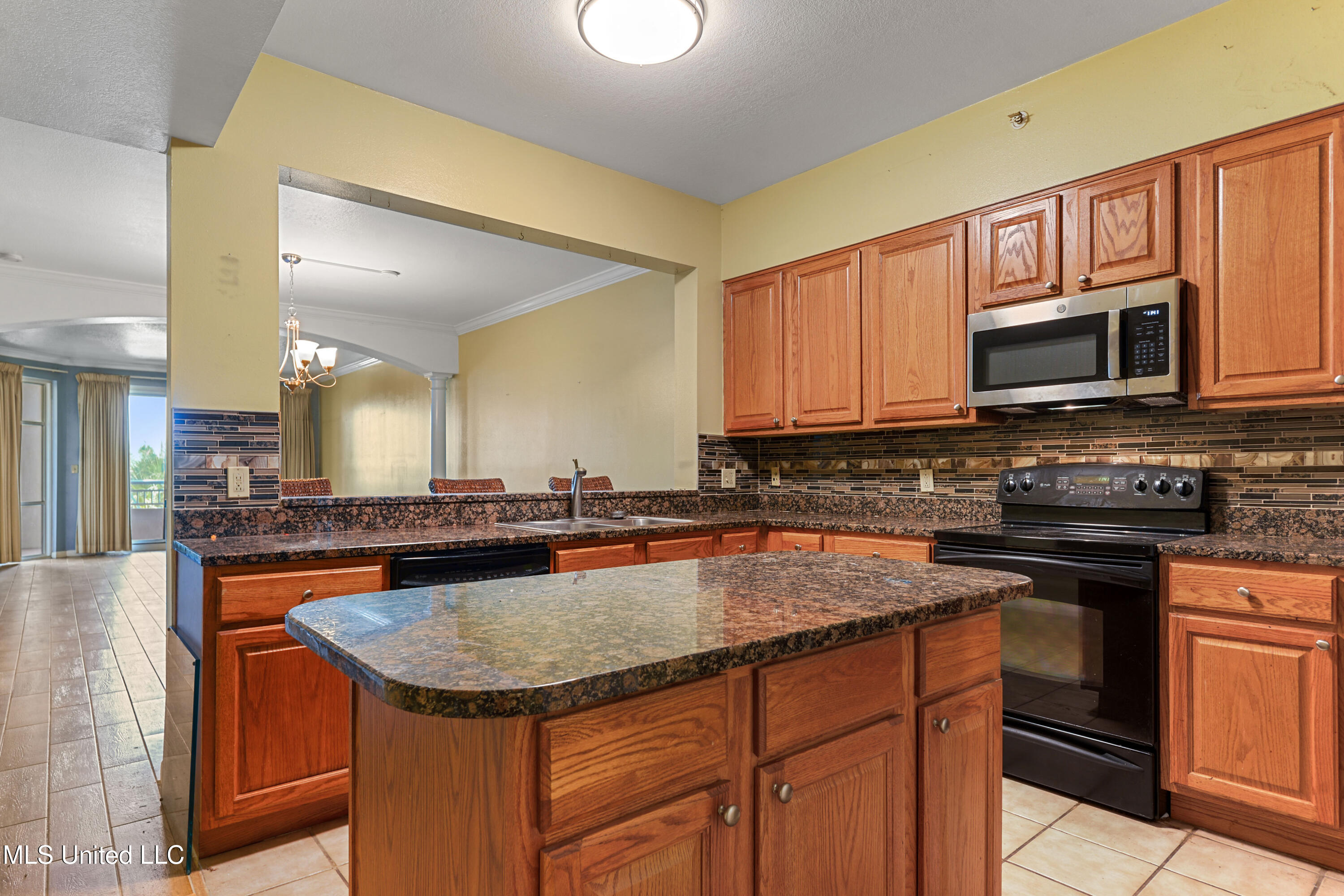 2230 Beach Drive #205, Gulfport, Mississippi image 8