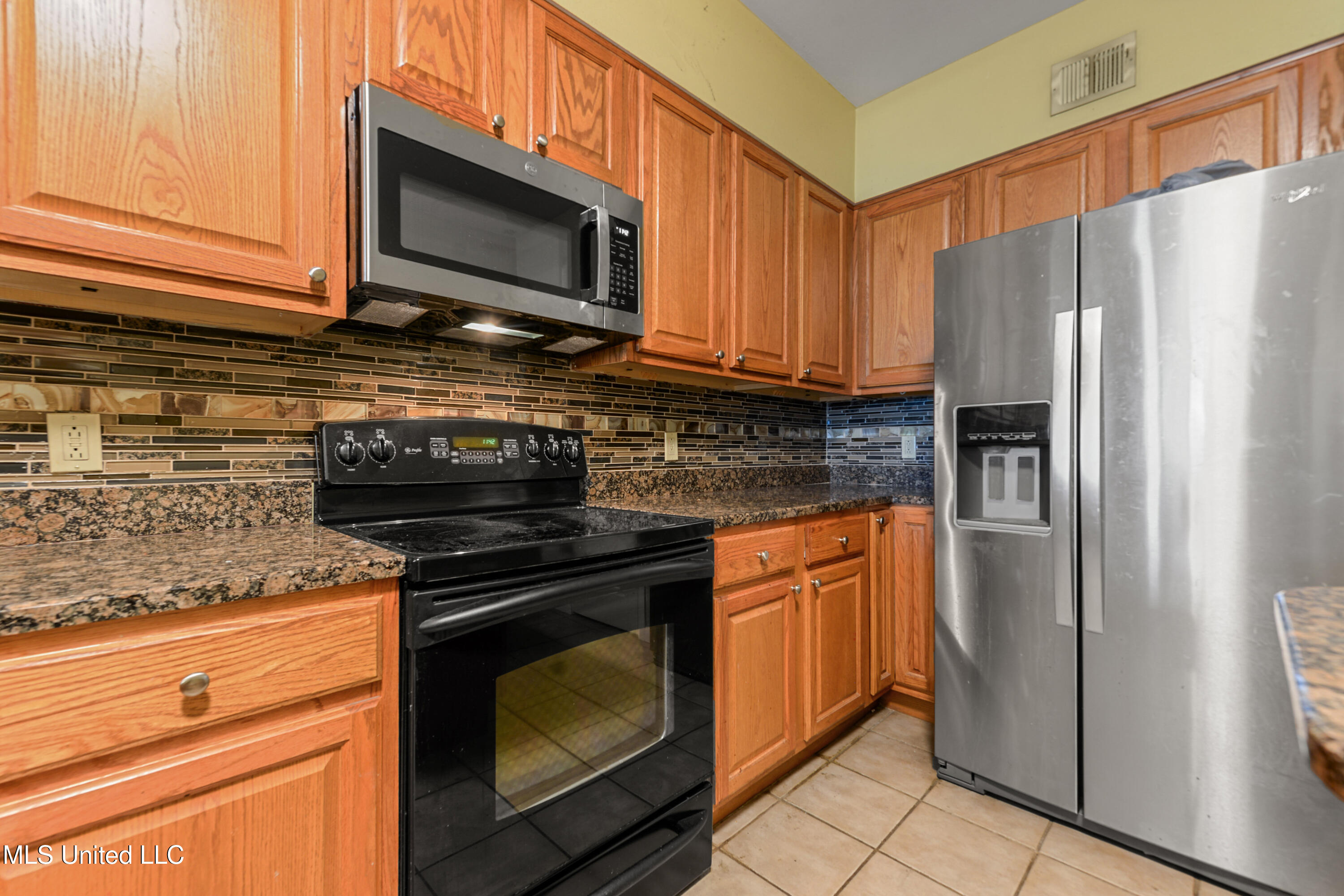 2230 Beach Drive #205, Gulfport, Mississippi image 10