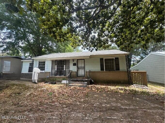 2566 Mcdowell Circle, Jackson, Mississippi image 1