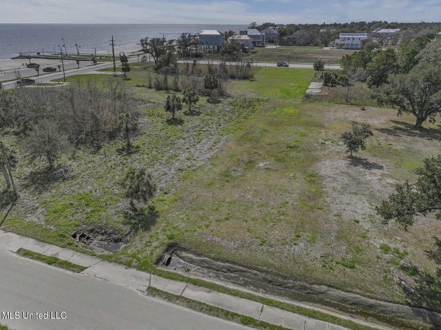 107 Terrace Avenue, Waveland, Mississippi image 9
