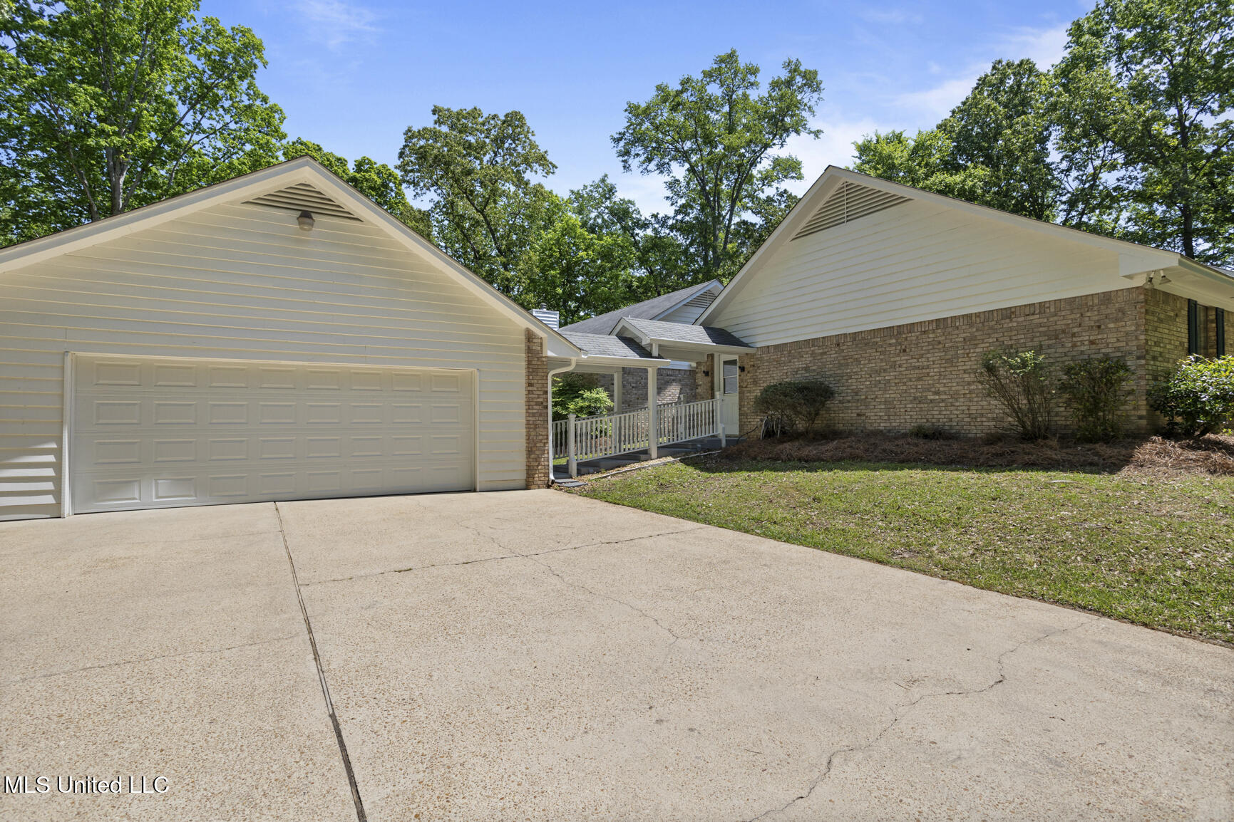 6076 Grants Ferry Road, Brandon, Mississippi image 37